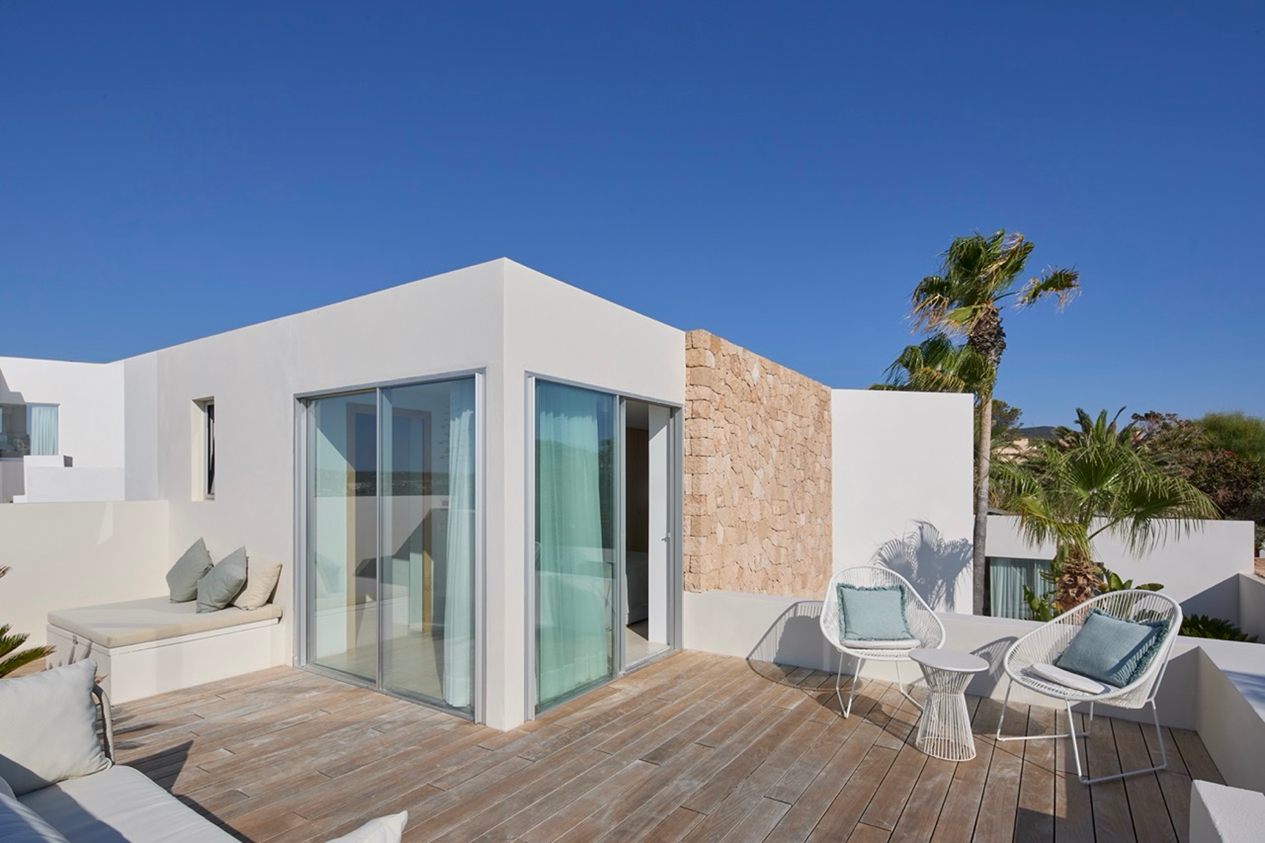  Villa on the beachfront in Caló d