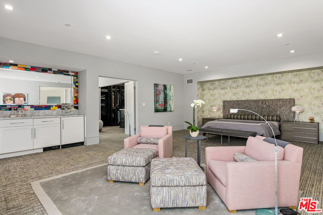 Los Angeles, California, 90077, United States, 5 Bedrooms Bedrooms, ,7 BathroomsBathrooms,Residential,For Sale,1768460