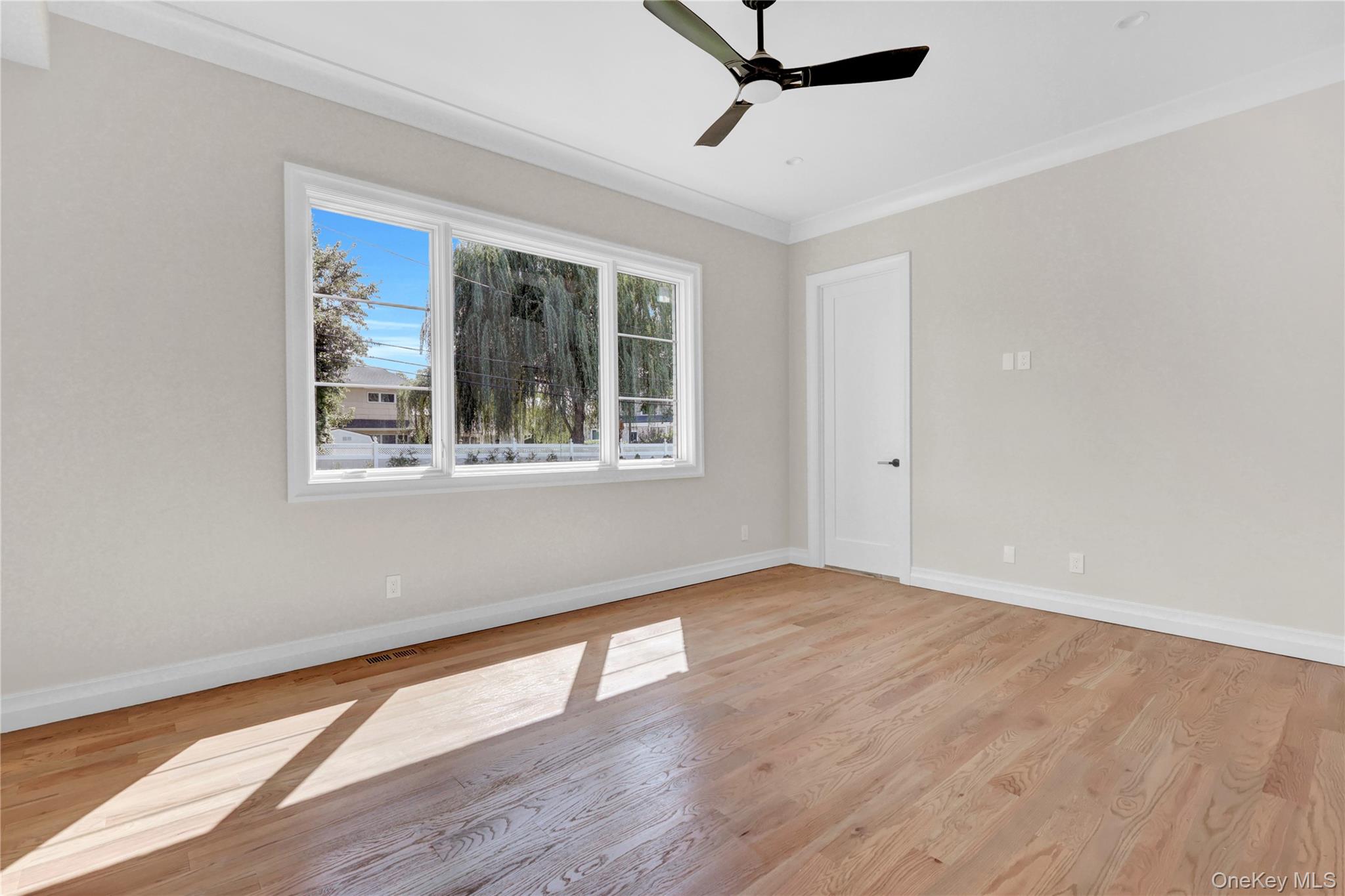  25 Hemlock Lane, Roslyn Heights, NY, 11577 - 物件實景