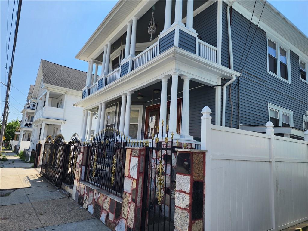 Providence, Rhode Island, 02909, United States, 6 Bedrooms Bedrooms, ,3 BathroomsBathrooms,Residential,For Sale,1944781