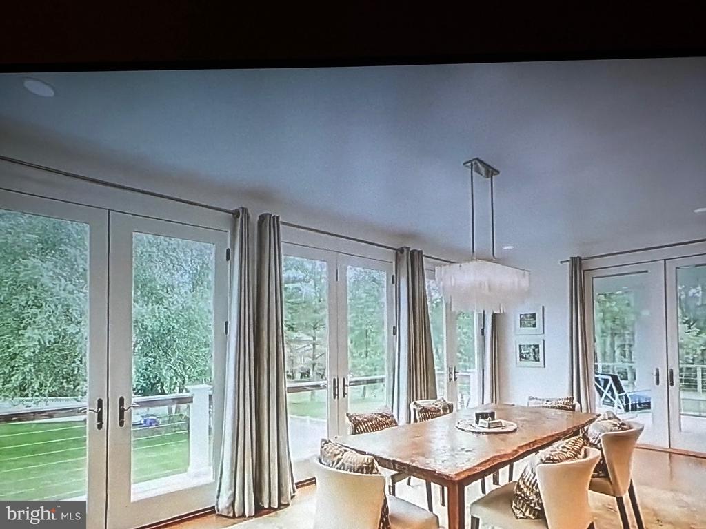 Fredericksburg, Virginia, 22405, United States, 5 Bedrooms Bedrooms, ,5 BathroomsBathrooms,Residential,For Sale,1825163