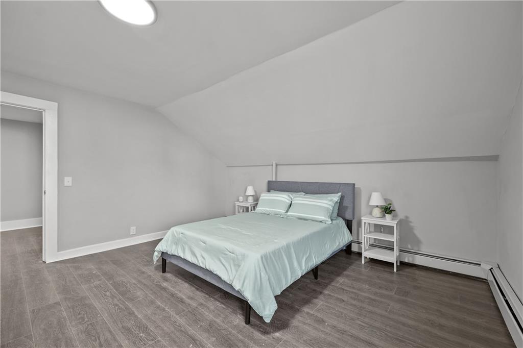 Providence, Rhode Island, 02906, United States, 3 Bedrooms Bedrooms, ,2 BathroomsBathrooms,Residential,For Sale,1850719