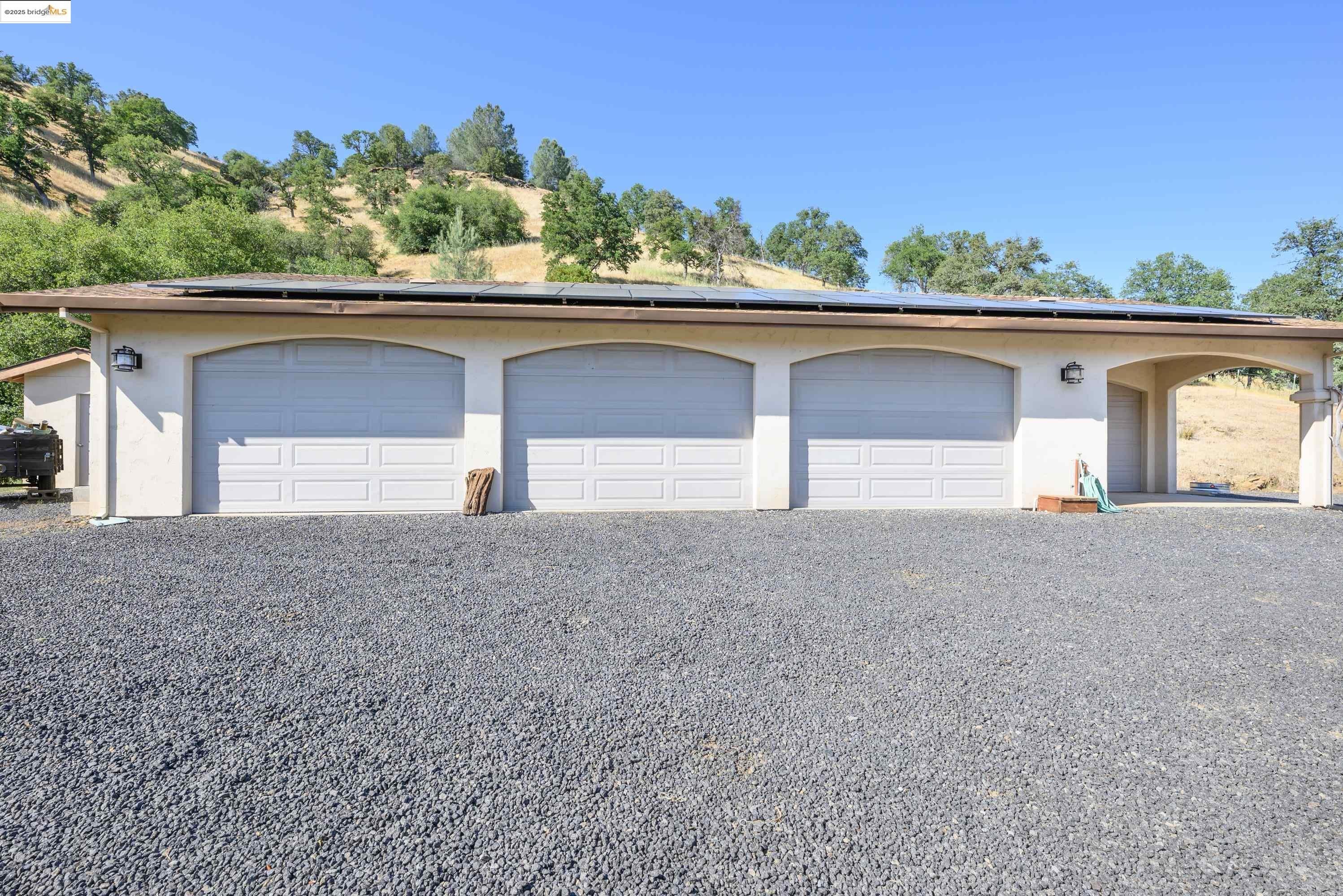 Jamestown, California, 95327, United States, 3 Bedrooms Bedrooms, ,2 BathroomsBathrooms,Residential,For Sale,1826217