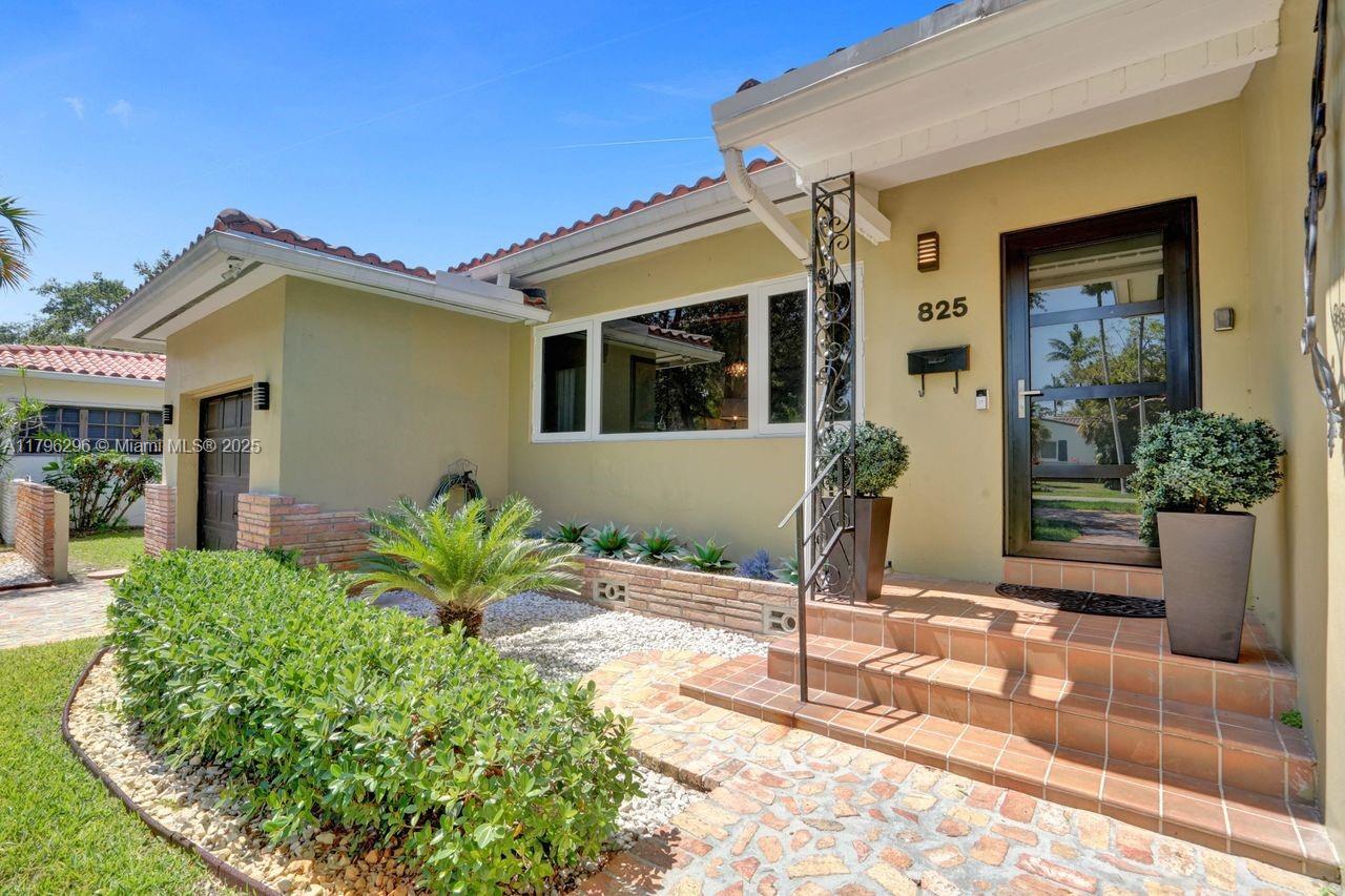 Miami Shores, Florida, 33138, United States, 2 Bedrooms Bedrooms, ,2 BathroomsBathrooms,Residential,For Sale,1804509