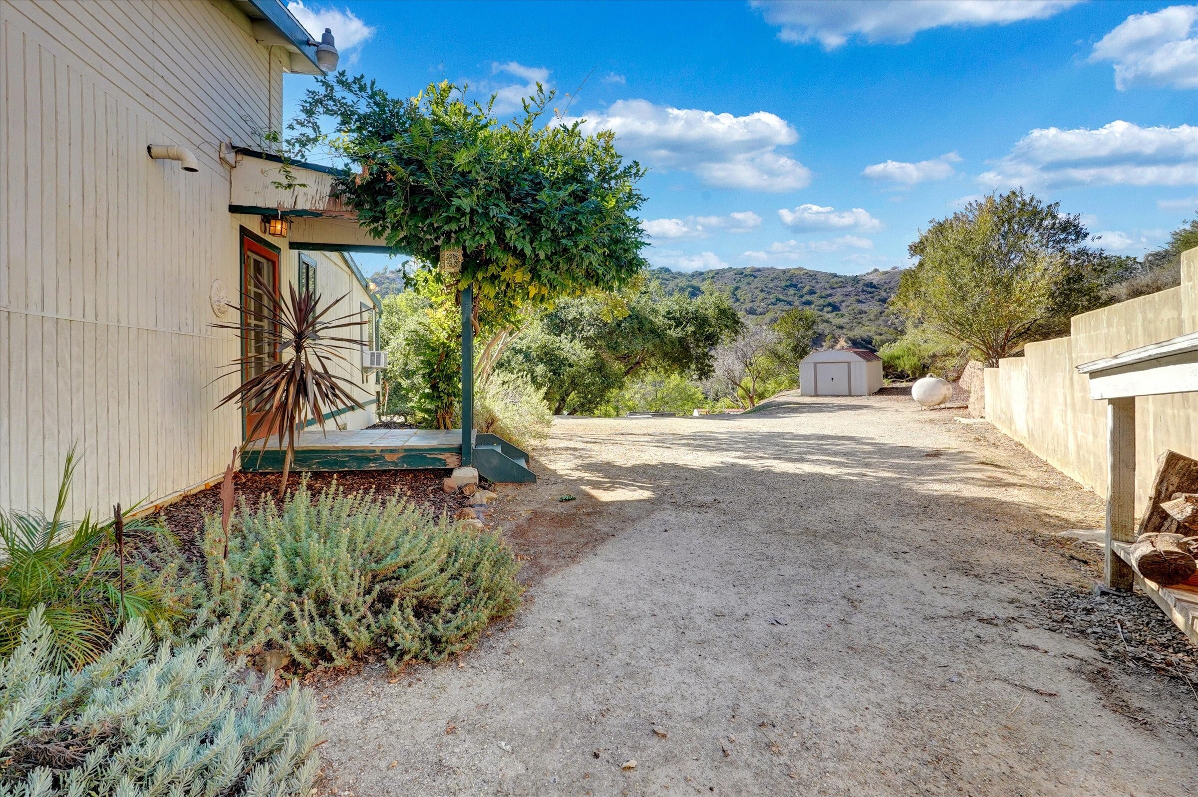  1980 N Topanga Canyon Blvd - 物件實景