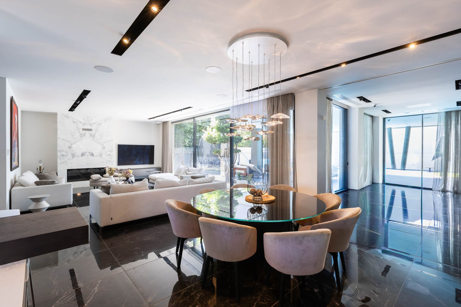 Contemporary Three Bedroom Villa Beside the Hilton in Engomi, Nicosia - 物件實景