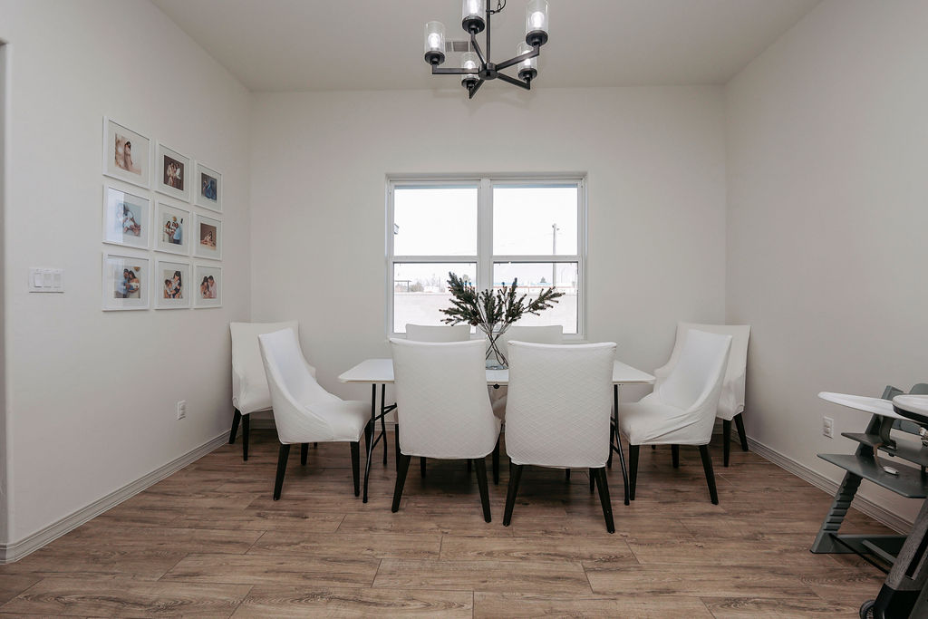 Carlsbad, New Mexico, 88220, United States, 4 Bedrooms Bedrooms, ,3 BathroomsBathrooms,Residential,For Sale,2012114