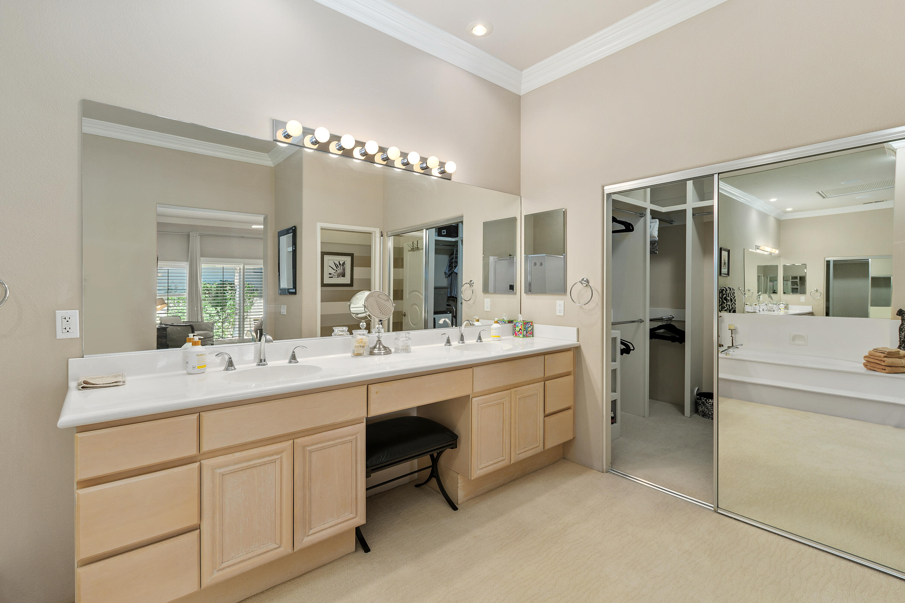 Rancho Mirage, California, 92270, United States, 3 Bedrooms Bedrooms, ,3 BathroomsBathrooms,Residential,For Sale,1868792