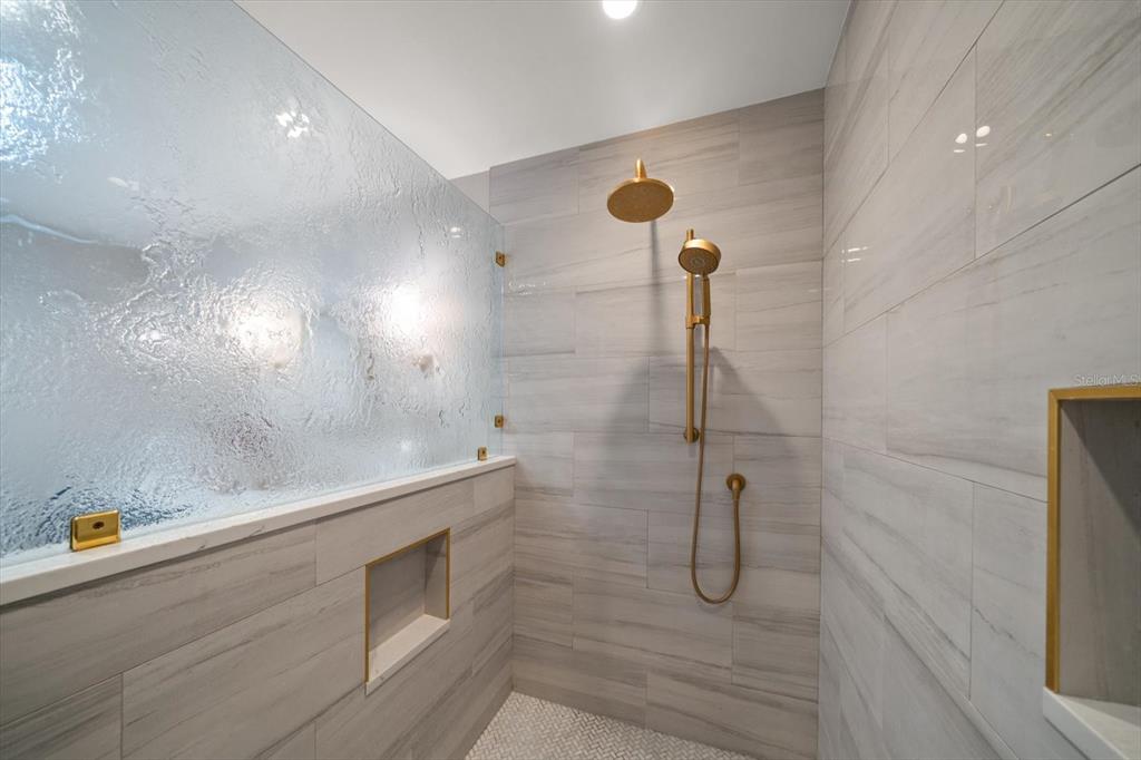 Belleair, Florida, 33756, United States, 3 Bedrooms Bedrooms, ,2 BathroomsBathrooms,Residential,For Sale,1991746