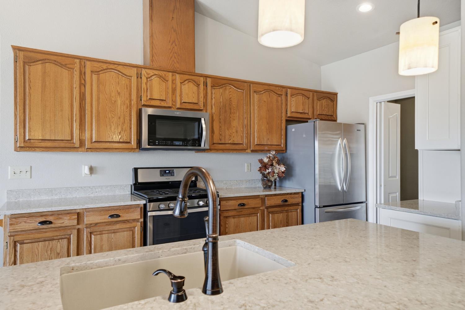 Jackson, California, 95642, United States, 3 Bedrooms Bedrooms, ,2 BathroomsBathrooms,Residential,For Sale,1992385