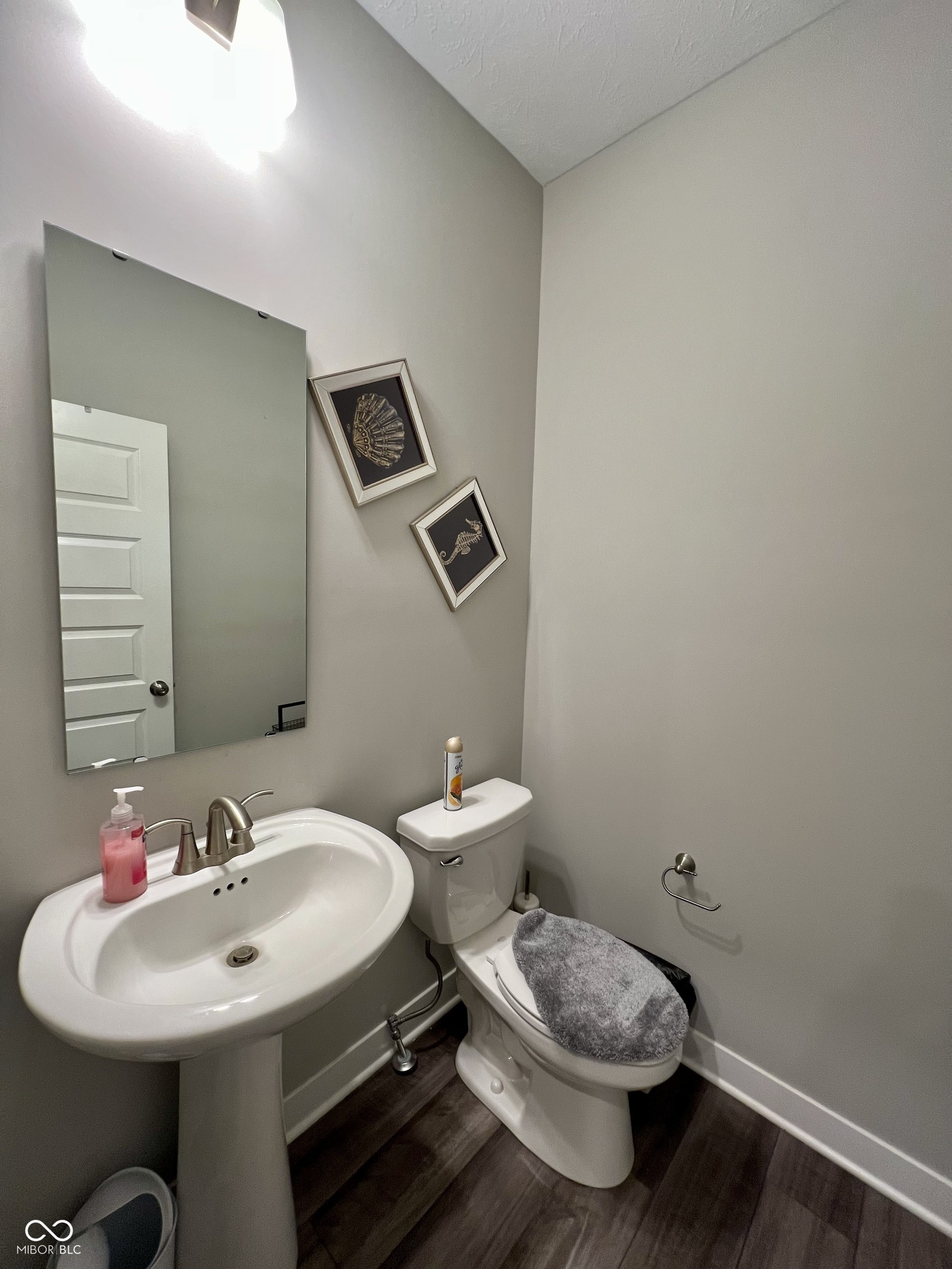 Greenwood, Indiana, 46143, United States, 5 Bedrooms Bedrooms, ,4 BathroomsBathrooms,Residential,For Sale,1976325