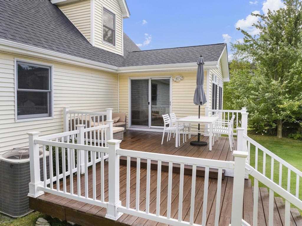 Petoskey, Michigan, 49770, United States, 4 Bedrooms Bedrooms, ,3 BathroomsBathrooms,Residential,For Sale,1932597