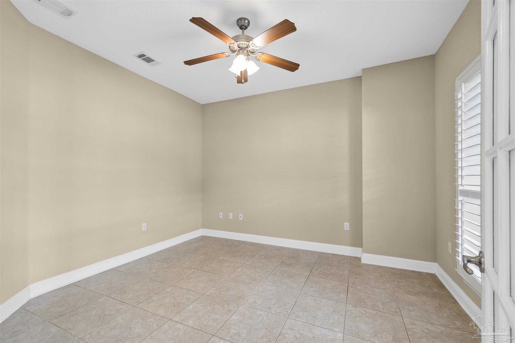 Navarre, Florida, 32566, United States, 4 Bedrooms Bedrooms, ,3 BathroomsBathrooms,Residential,For Sale,1892074