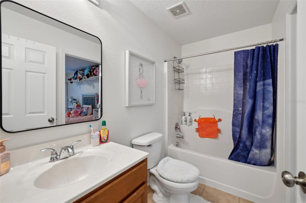 Leesburg, Florida, 34748, United States, 6 Bedrooms Bedrooms, ,5 BathroomsBathrooms,Residential,For Sale,1785536