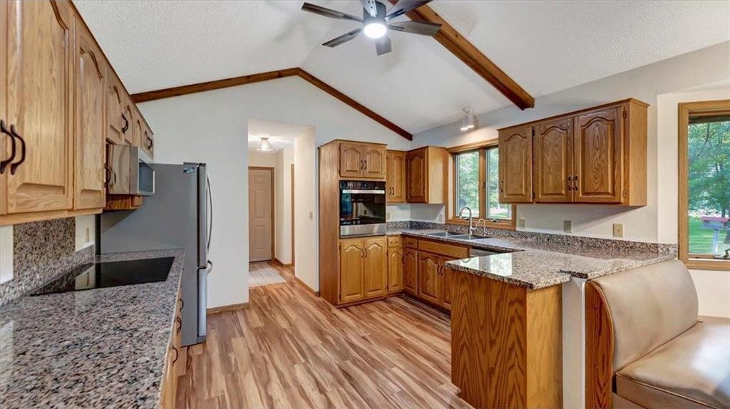 Saint Cloud, Minnesota, 56301, United States, 2 Bedrooms Bedrooms, ,3 BathroomsBathrooms,Residential,For Sale,1978189