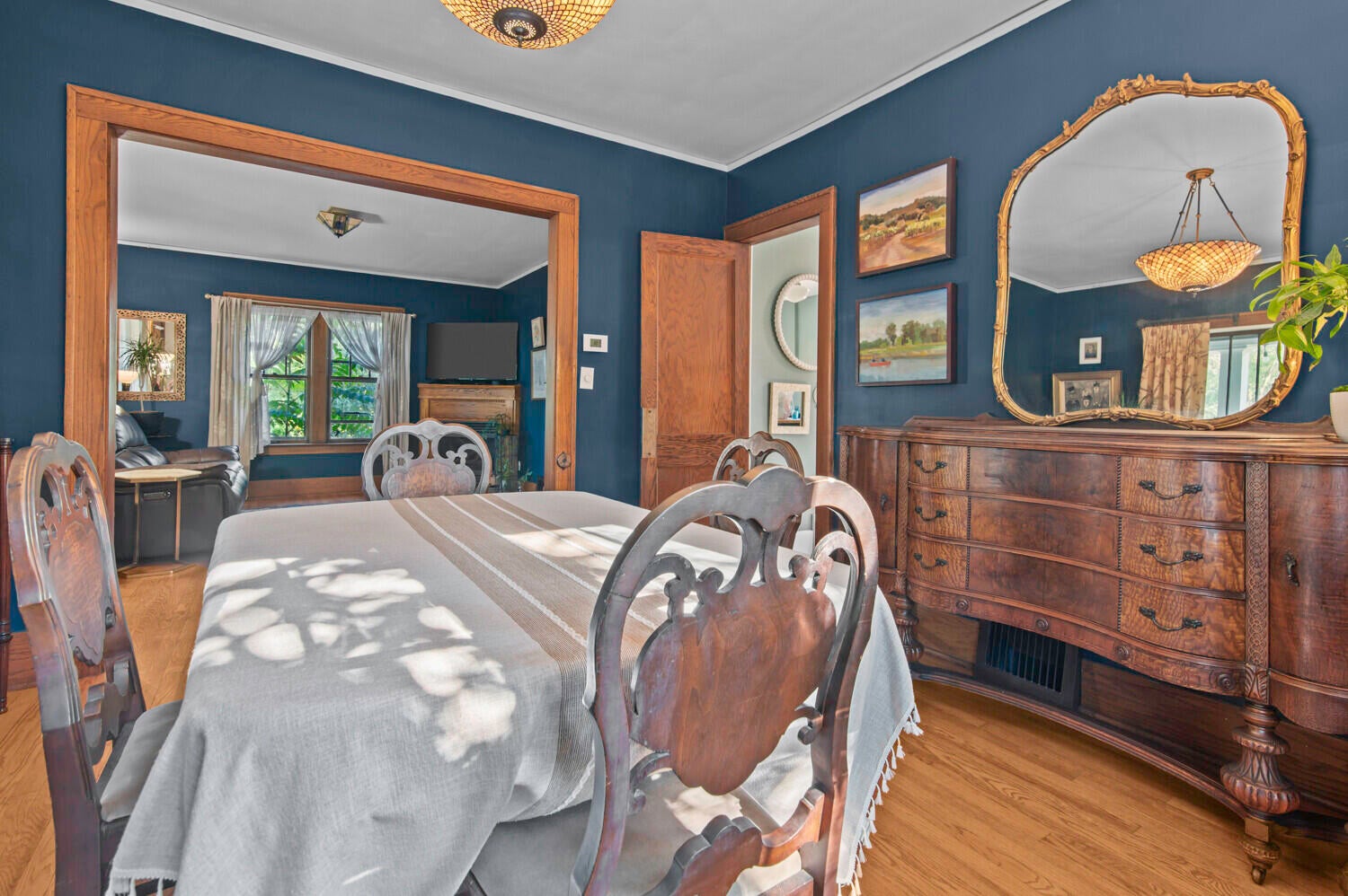 Ann Arbor, Michigan, 48103, United States, 4 Bedrooms Bedrooms, ,3 BathroomsBathrooms,Residential,For Sale,1991262