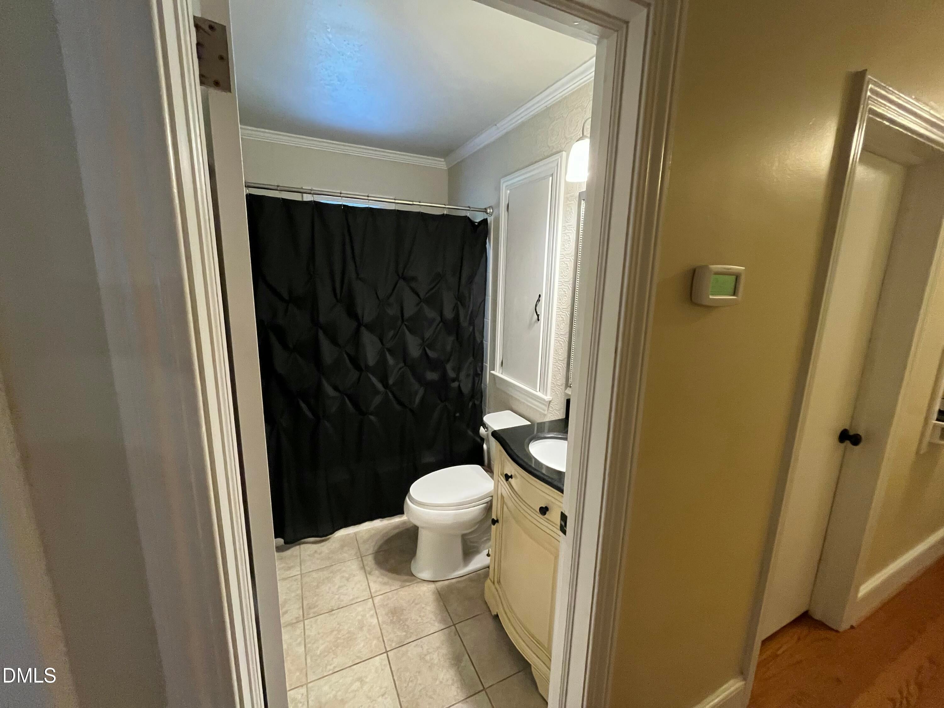 Burlington, North Carolina, 27215, United States, 6 Bedrooms Bedrooms, ,5 BathroomsBathrooms,Residential,For Sale,1999831