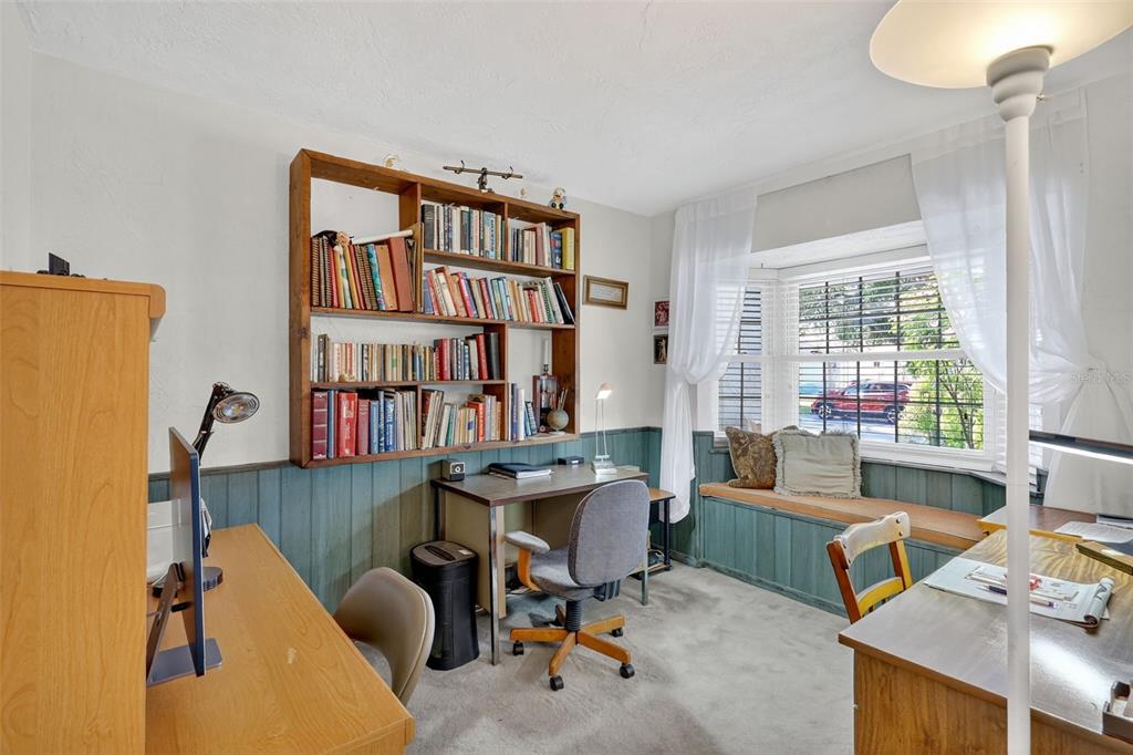 Seminole, Florida, 33776, United States, 3 Bedrooms Bedrooms, ,3 BathroomsBathrooms,Residential,For Sale,1989407