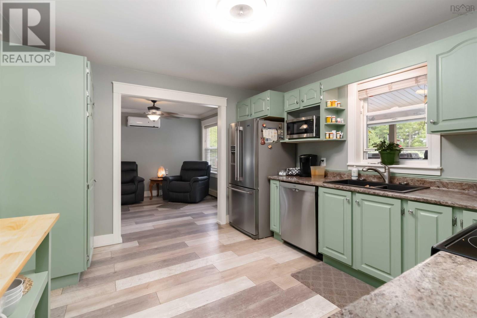 HAMMONDS PLAINS, Nova Scotia, B4B 1V6, CA, 4 Bedrooms Bedrooms, ,2 BathroomsBathrooms,Residential,For Sale,1916672