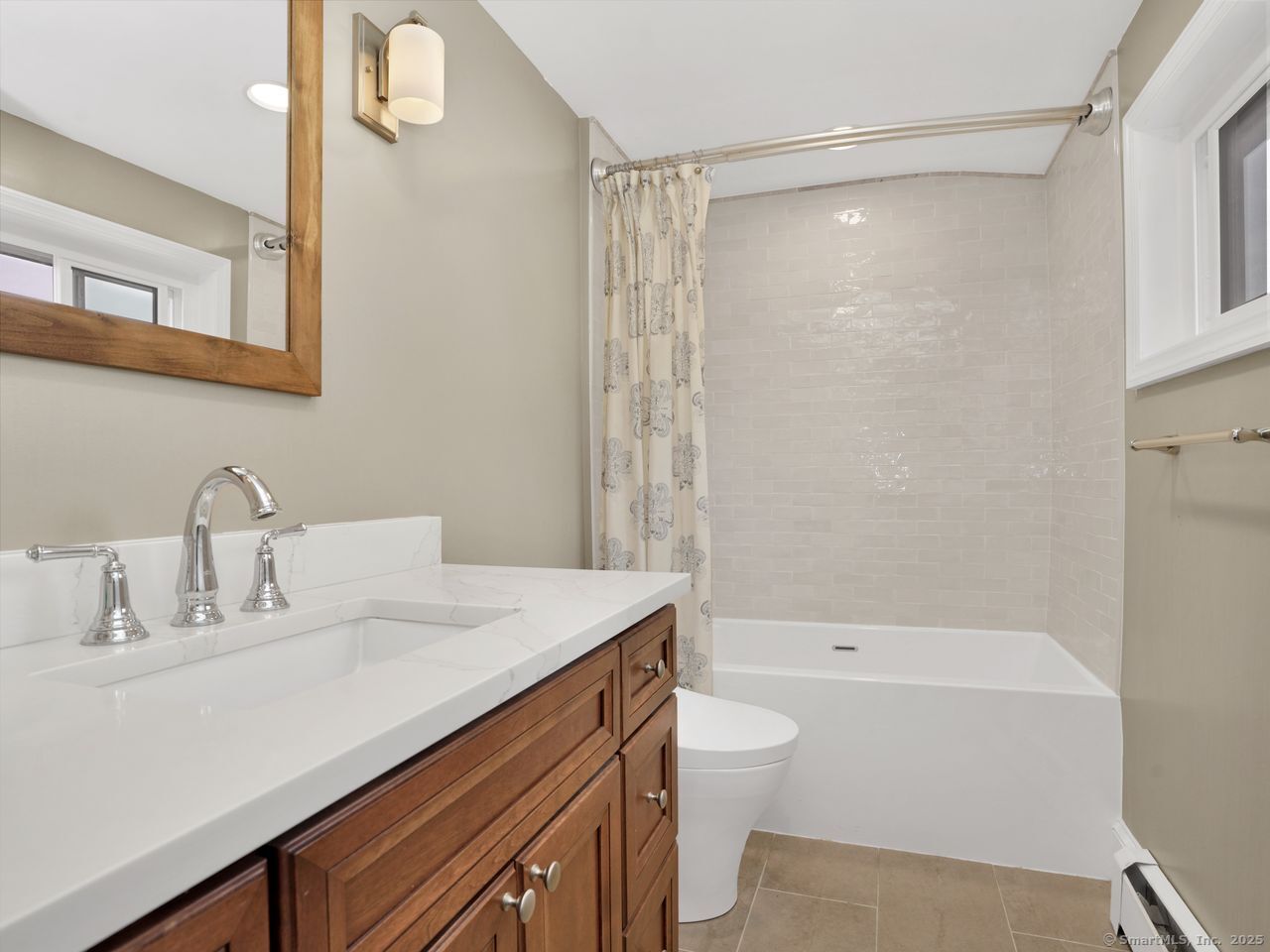 Stamford, Connecticut, 06830, United States, 3 Bedrooms Bedrooms, ,3 BathroomsBathrooms,Residential,For Sale,1987686