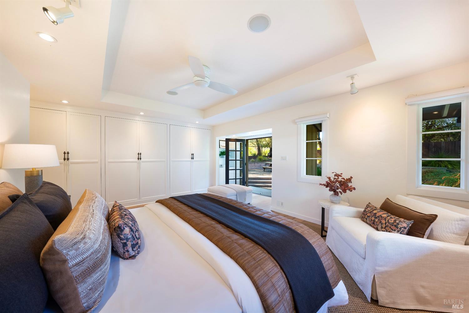 St. Helena, California, 94574, United States, 3 Bedrooms Bedrooms, ,5 BathroomsBathrooms,Residential,For Sale,1998865