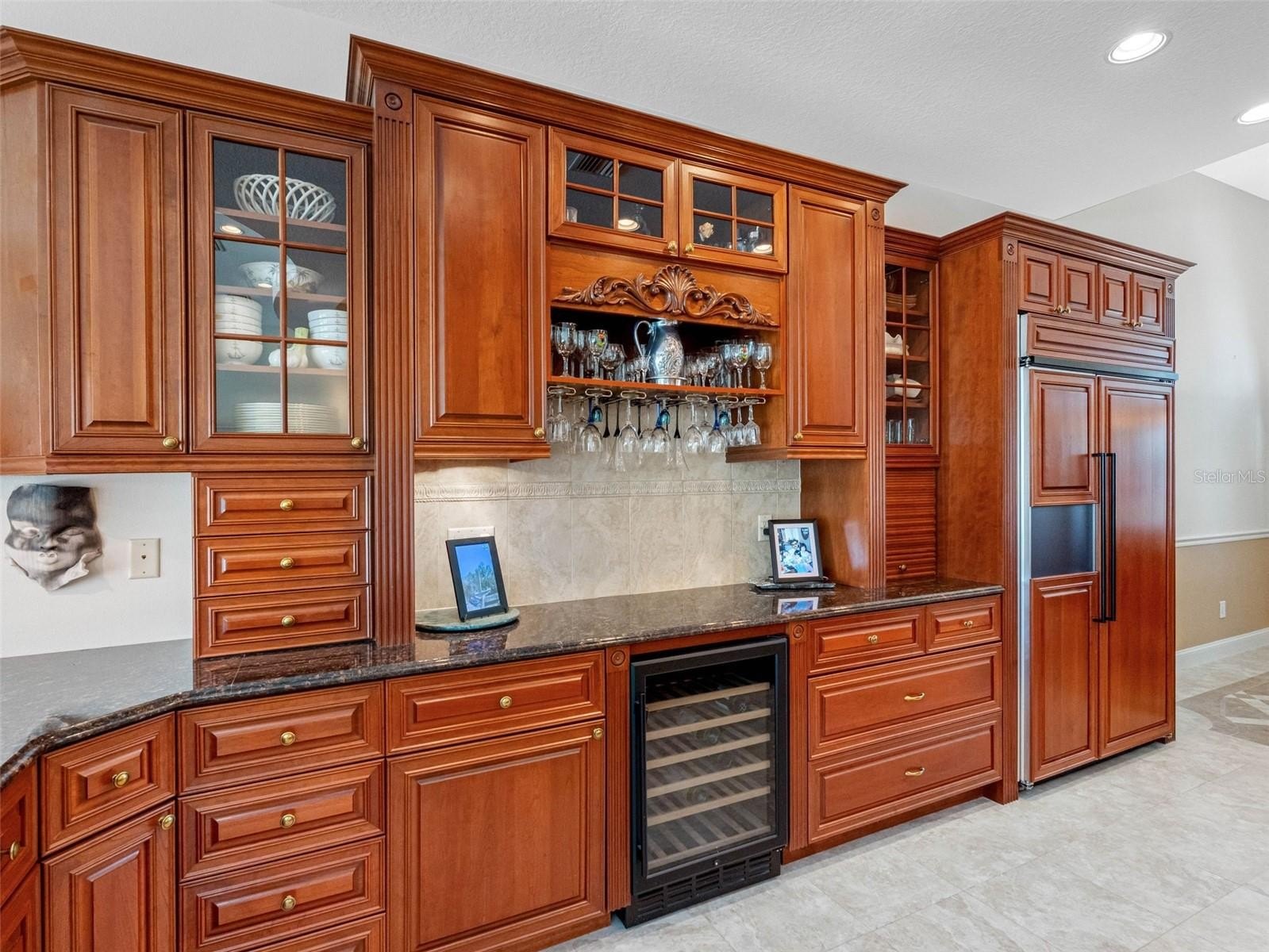 CLEARWATER BEACH, Florida, 33767, United States, 3 Bedrooms Bedrooms, ,3 BathroomsBathrooms,Residential,For Sale,1979132