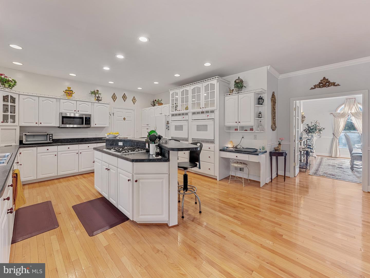 Reston, Virginia, 20190, United States, 6 Bedrooms Bedrooms, ,6 BathroomsBathrooms,Residential,For Sale,1987632