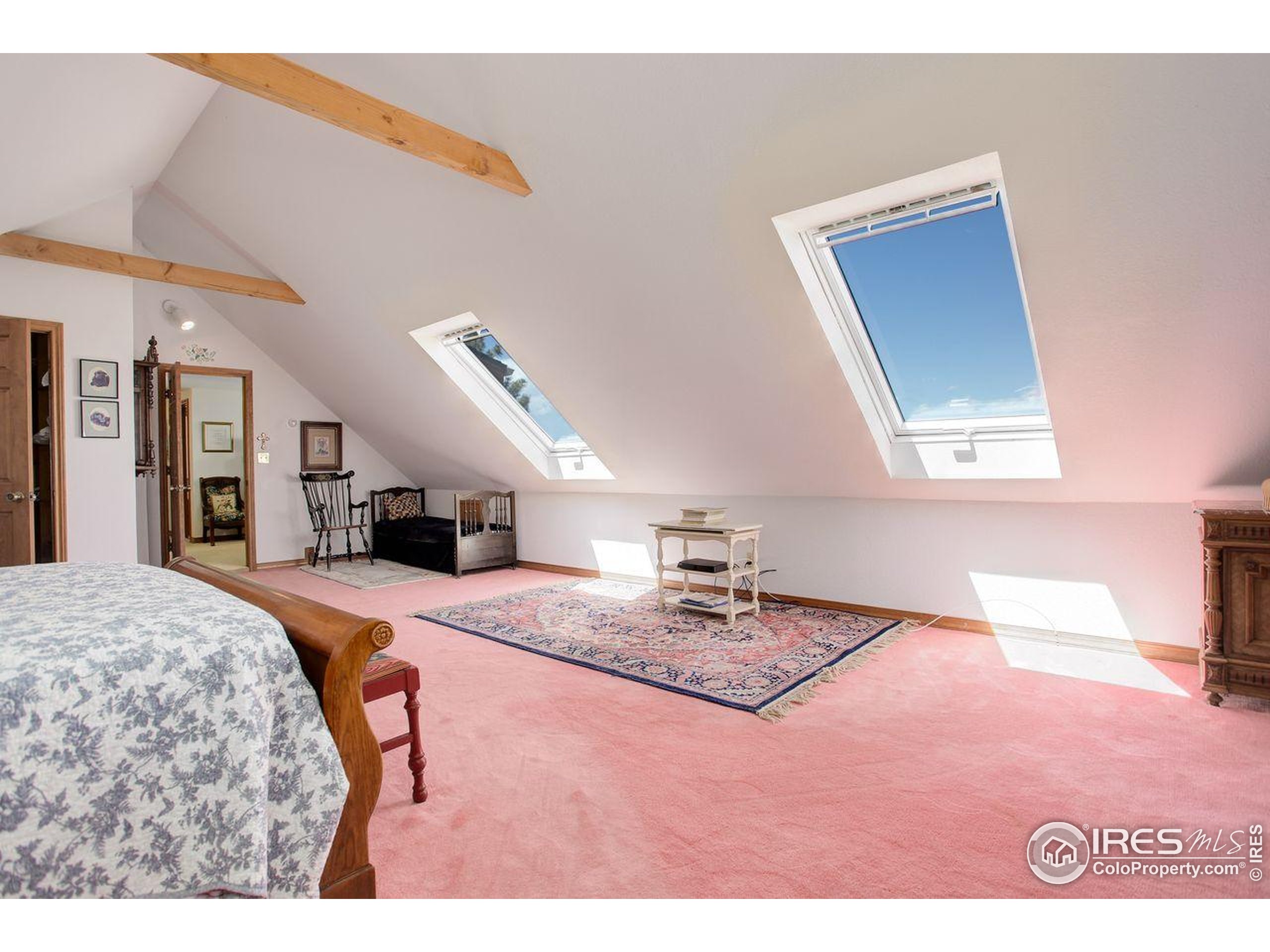 Franktown, Colorado, 80116, United States, 5 Bedrooms Bedrooms, ,2 BathroomsBathrooms,Residential,For Sale,1818789