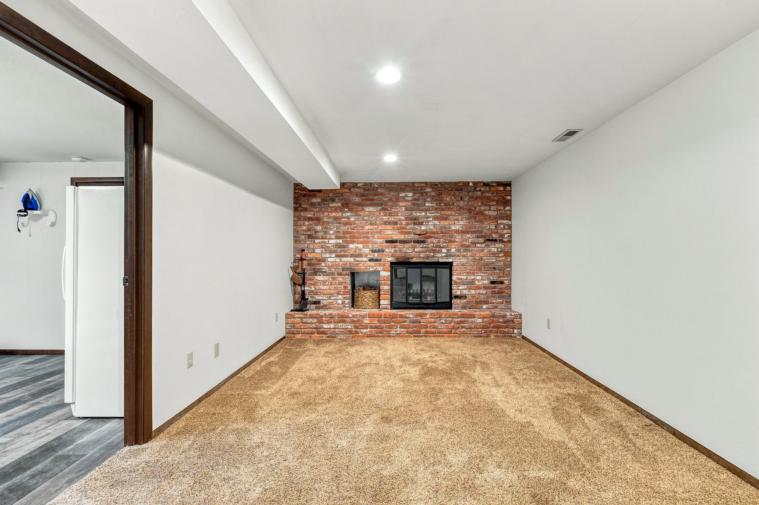  885 E Tietan St - 物件實景