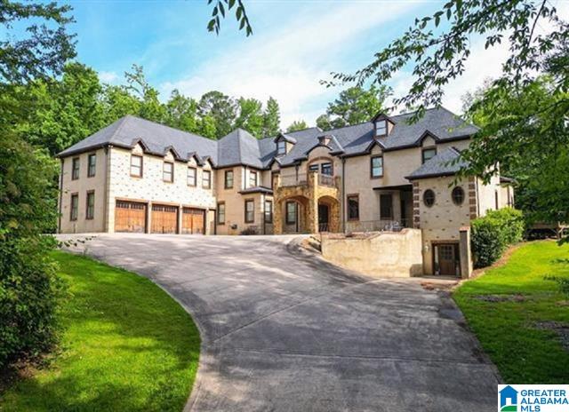 Birmingham, Alabama, 35211, United States, 7 Bedrooms Bedrooms, ,9 BathroomsBathrooms,Residential,For Sale,1978926