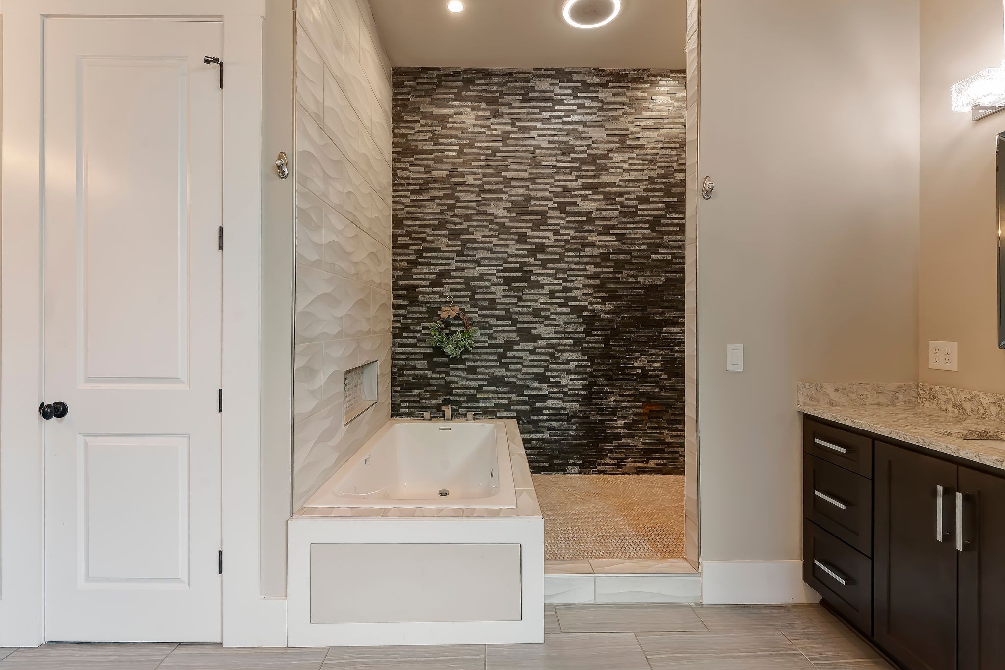  1009 Monroe St, Nashville, TN, 37208 - 物件實景