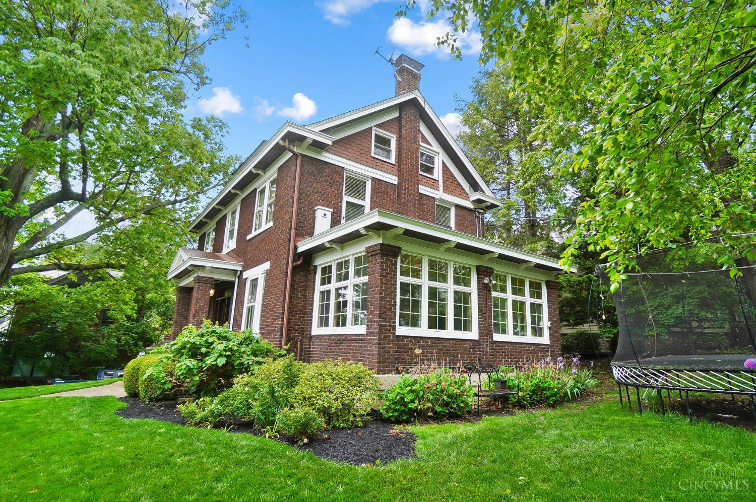 Cincinnati, Ohio, 45208, United States, 5 Bedrooms Bedrooms, ,5 BathroomsBathrooms,Residential,For Sale,1890144