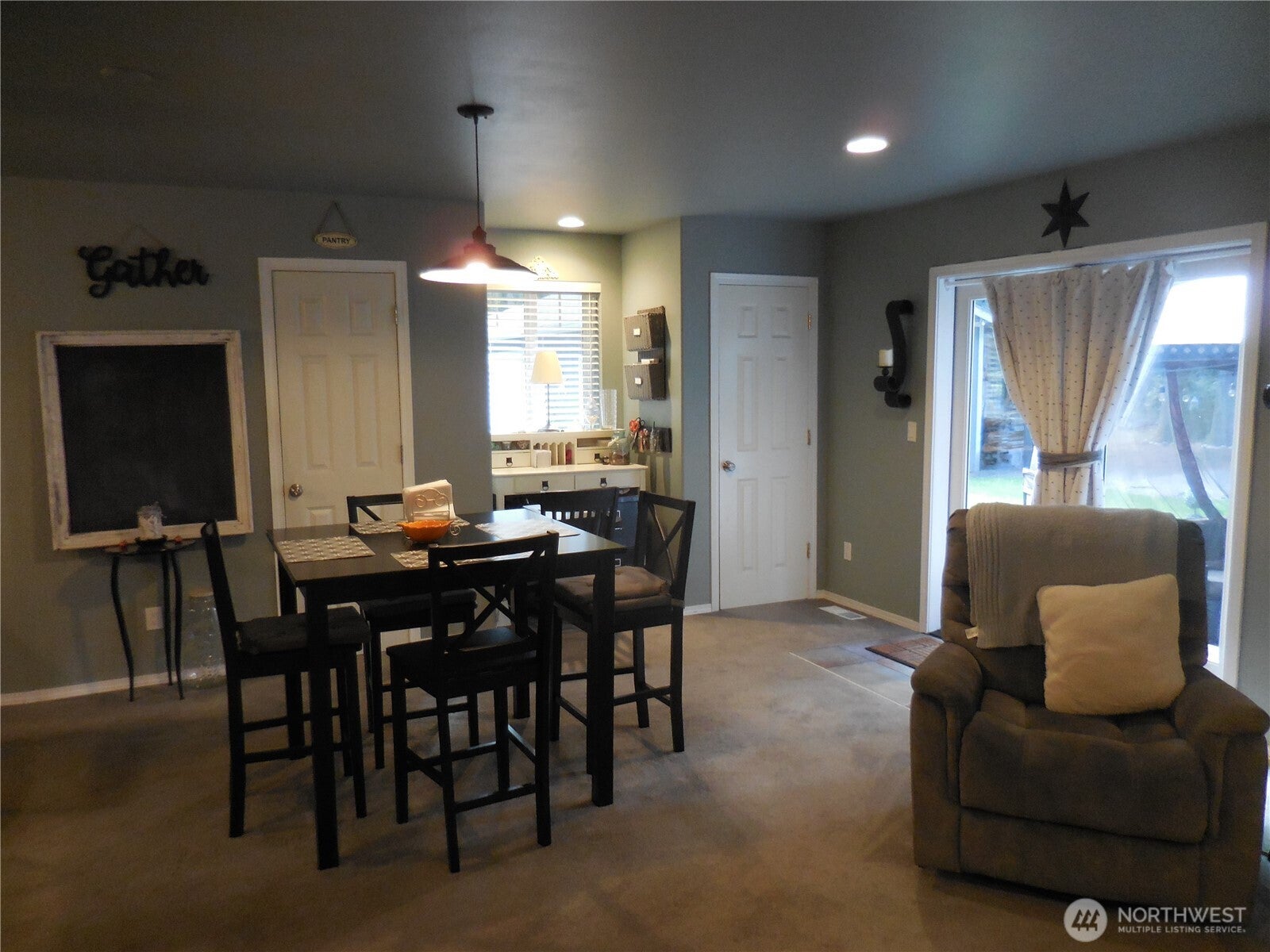 Port Orchard, Washington, 98367, United States, 3 Bedrooms Bedrooms, ,3 BathroomsBathrooms,Residential,For Sale,1925960