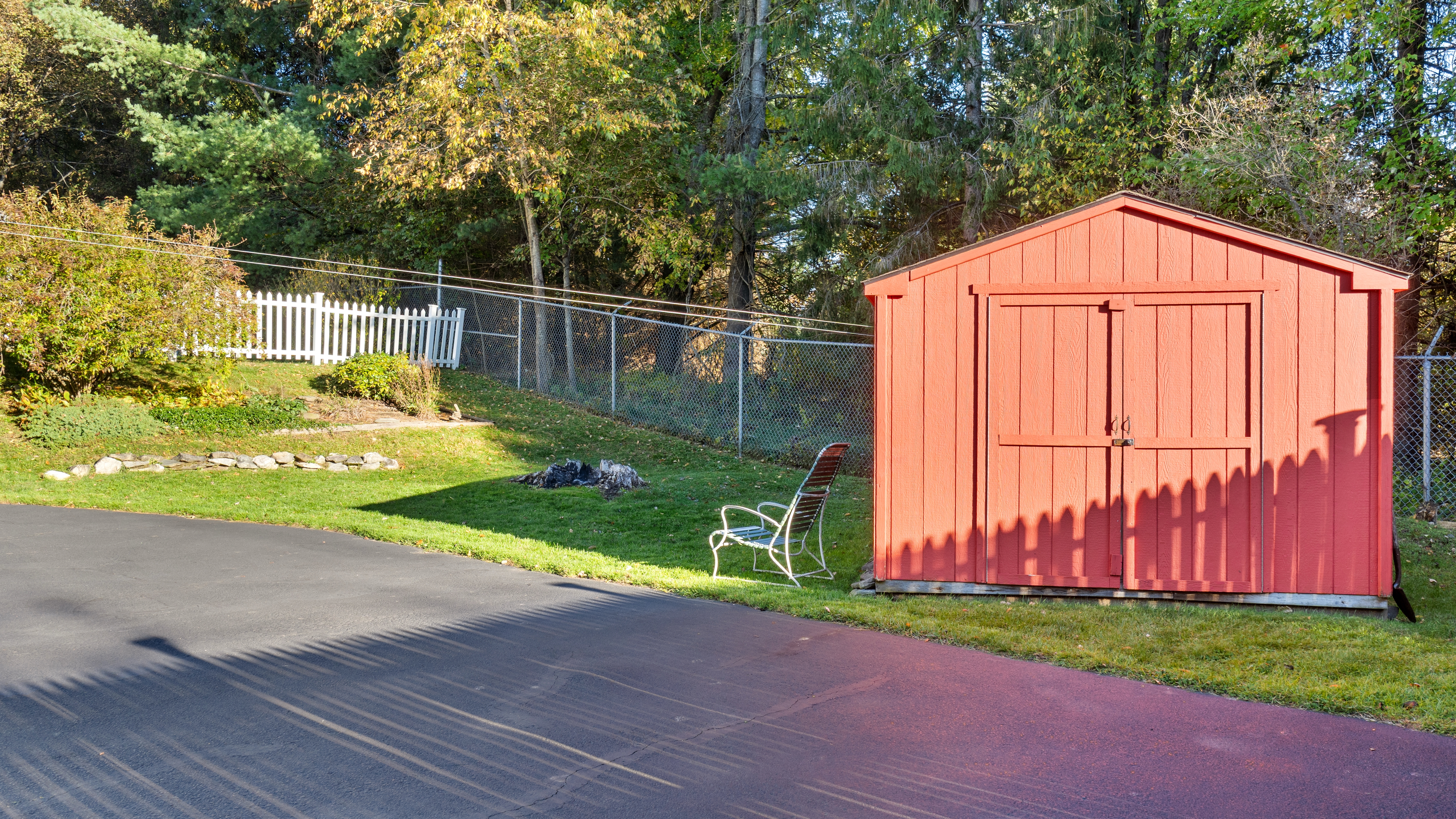  Charming Pittsfield 3-Bed Cape  Updated Porch, Private Primary Suite & Large De - 物件實景