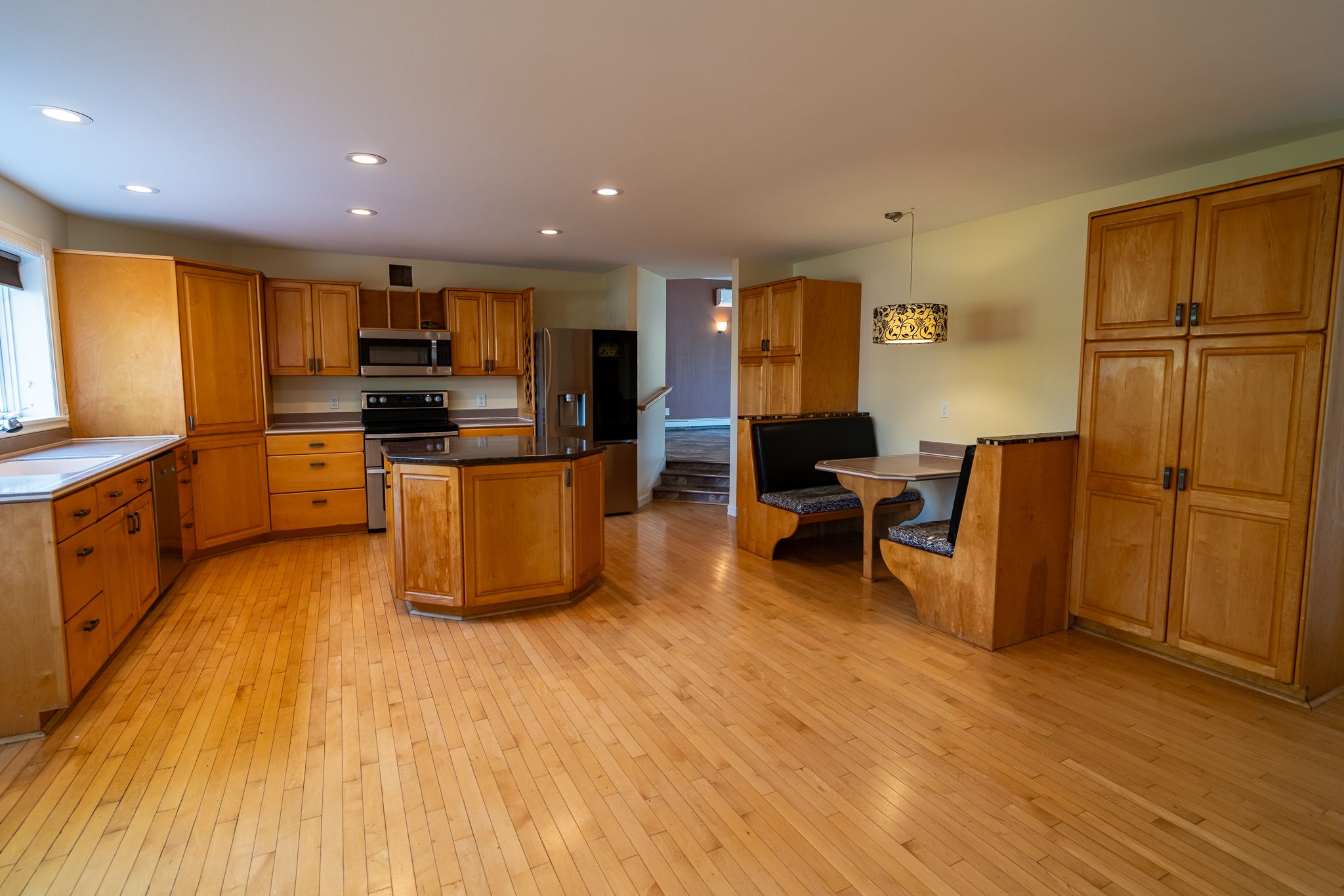 Helena, Montana, 59601, United States, 4 Bedrooms Bedrooms, ,4 BathroomsBathrooms,Residential,For Sale,1984515