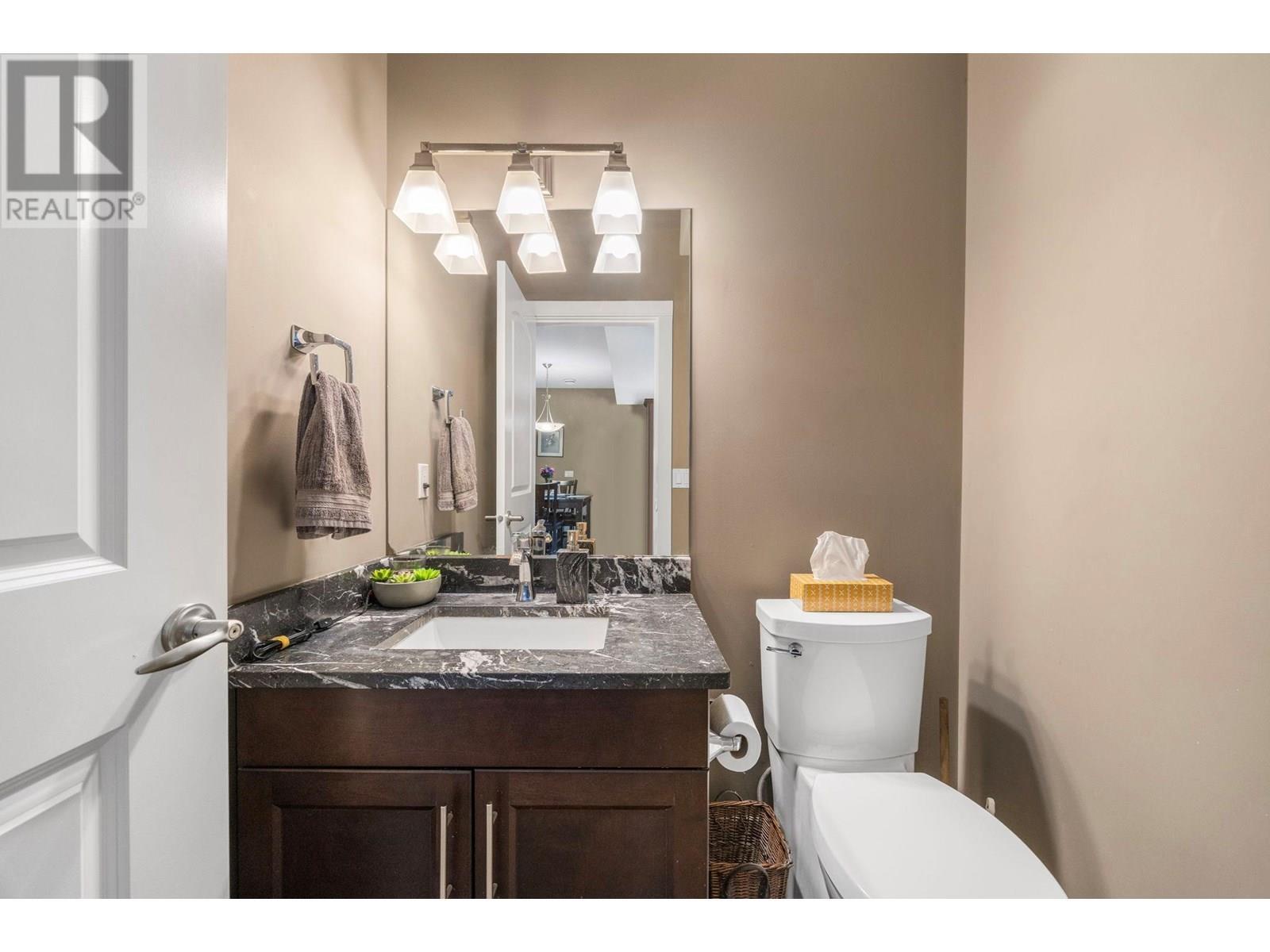 KELOWNA, British Columbia, V1X 7V3, CA, 4 Bedrooms Bedrooms, ,2 BathroomsBathrooms,Residential,For Sale,1948769