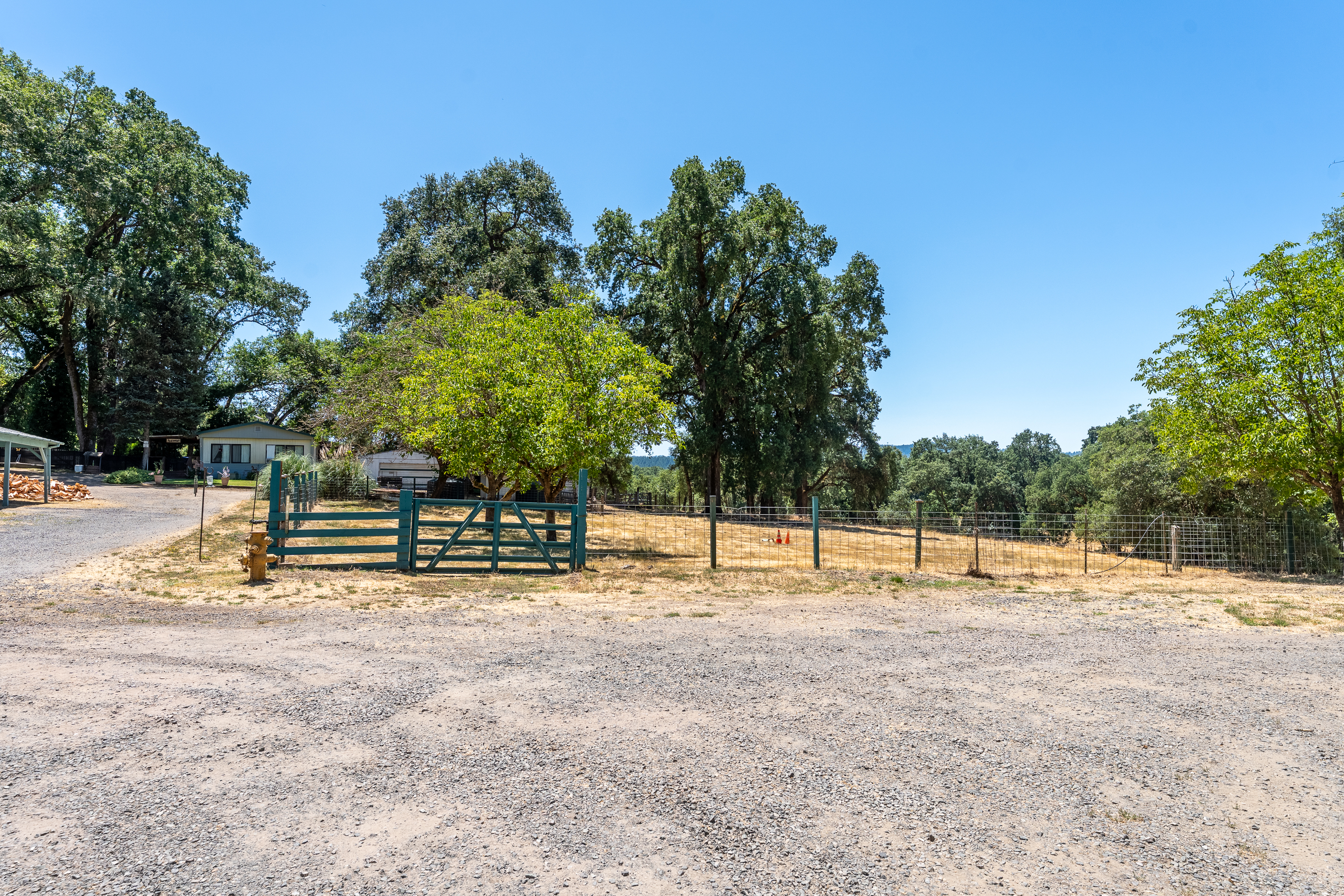 Willits, California, 95490, United States, 3 Bedrooms Bedrooms, ,2 BathroomsBathrooms,Residential,For Sale,1883434