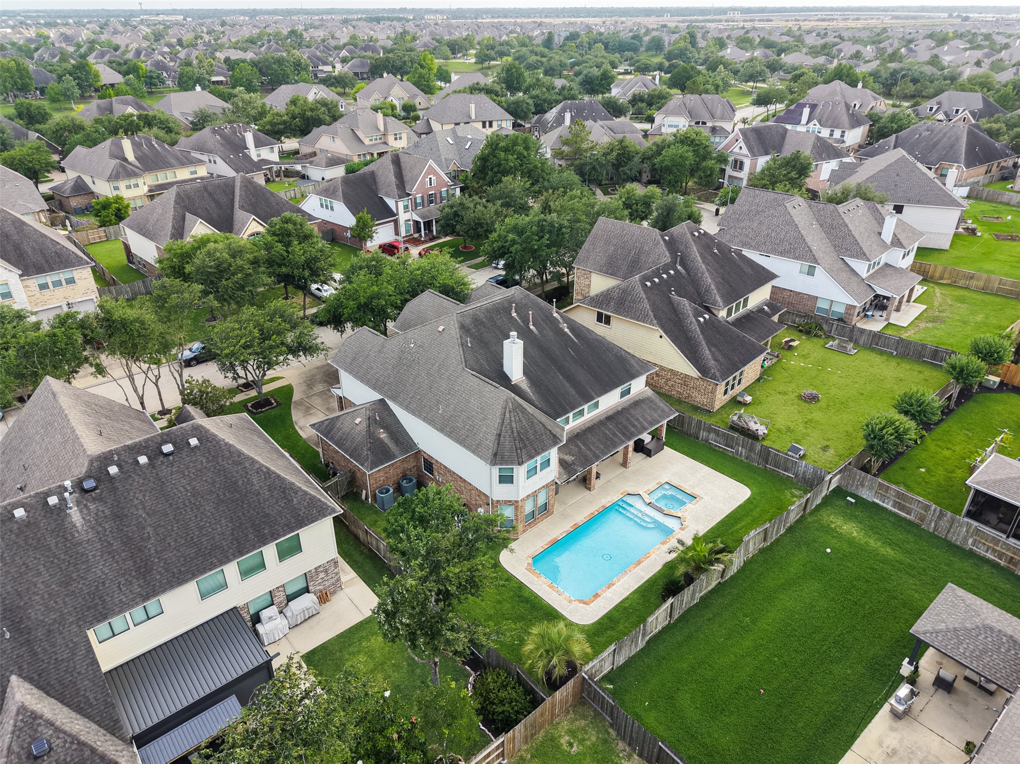  21002 Mallard Cove Court - 物件實景