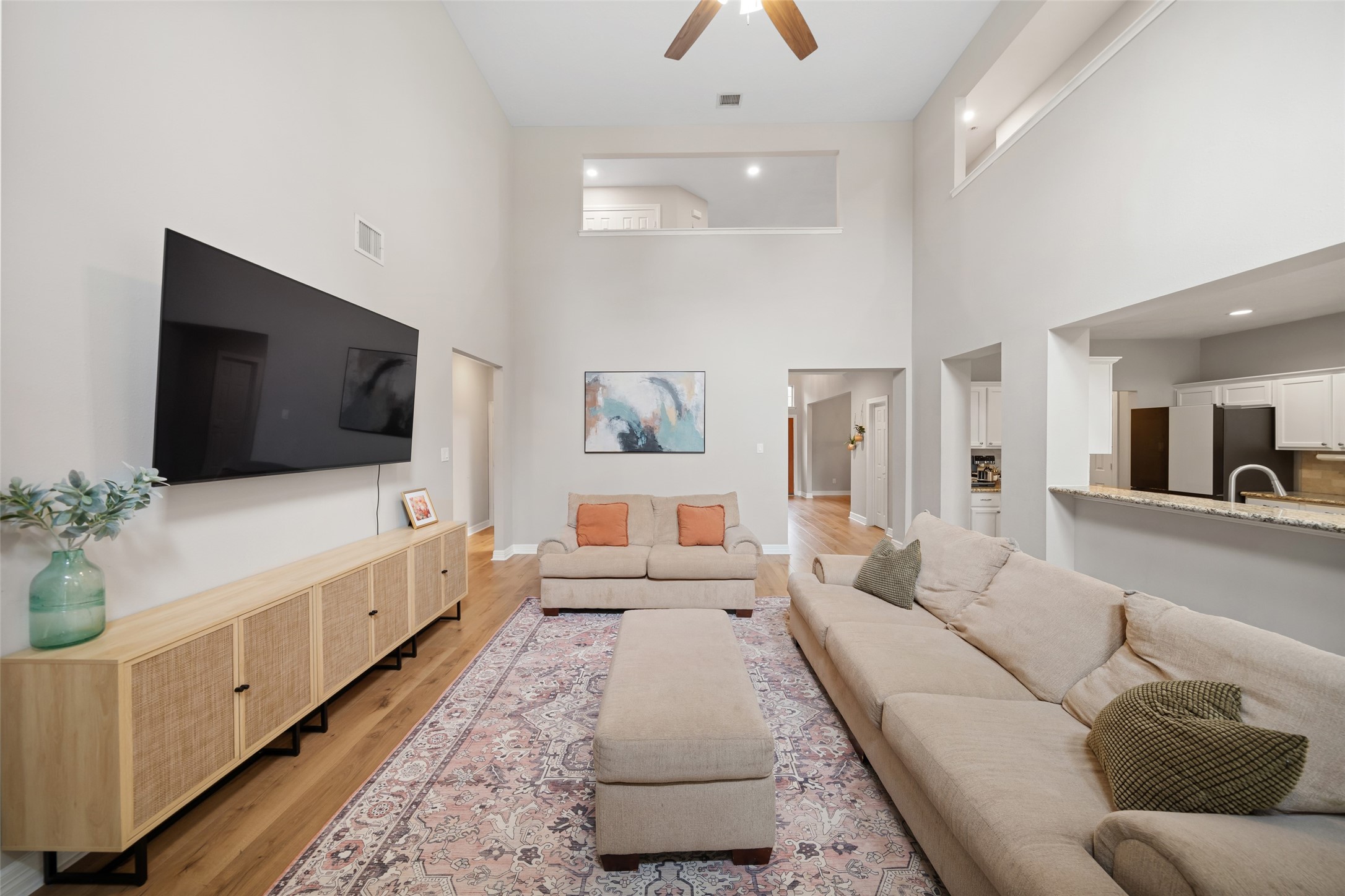  18222 Walden Forest Drive - 物件實景