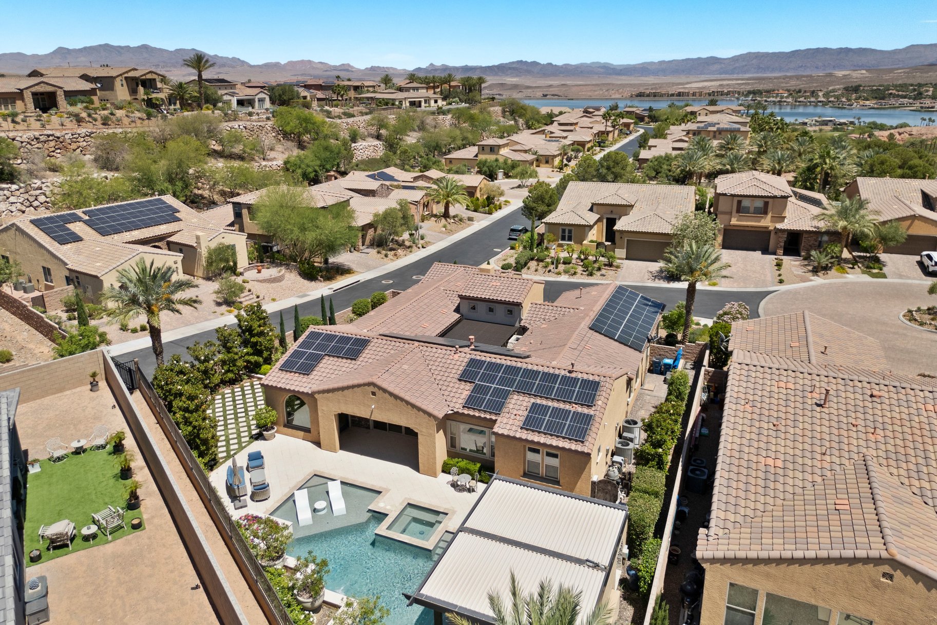  DESIGNER DREAM OASIS IN GATED LAKE LAS VEGAS, FURNISHED TURN-KEY - 物件實景