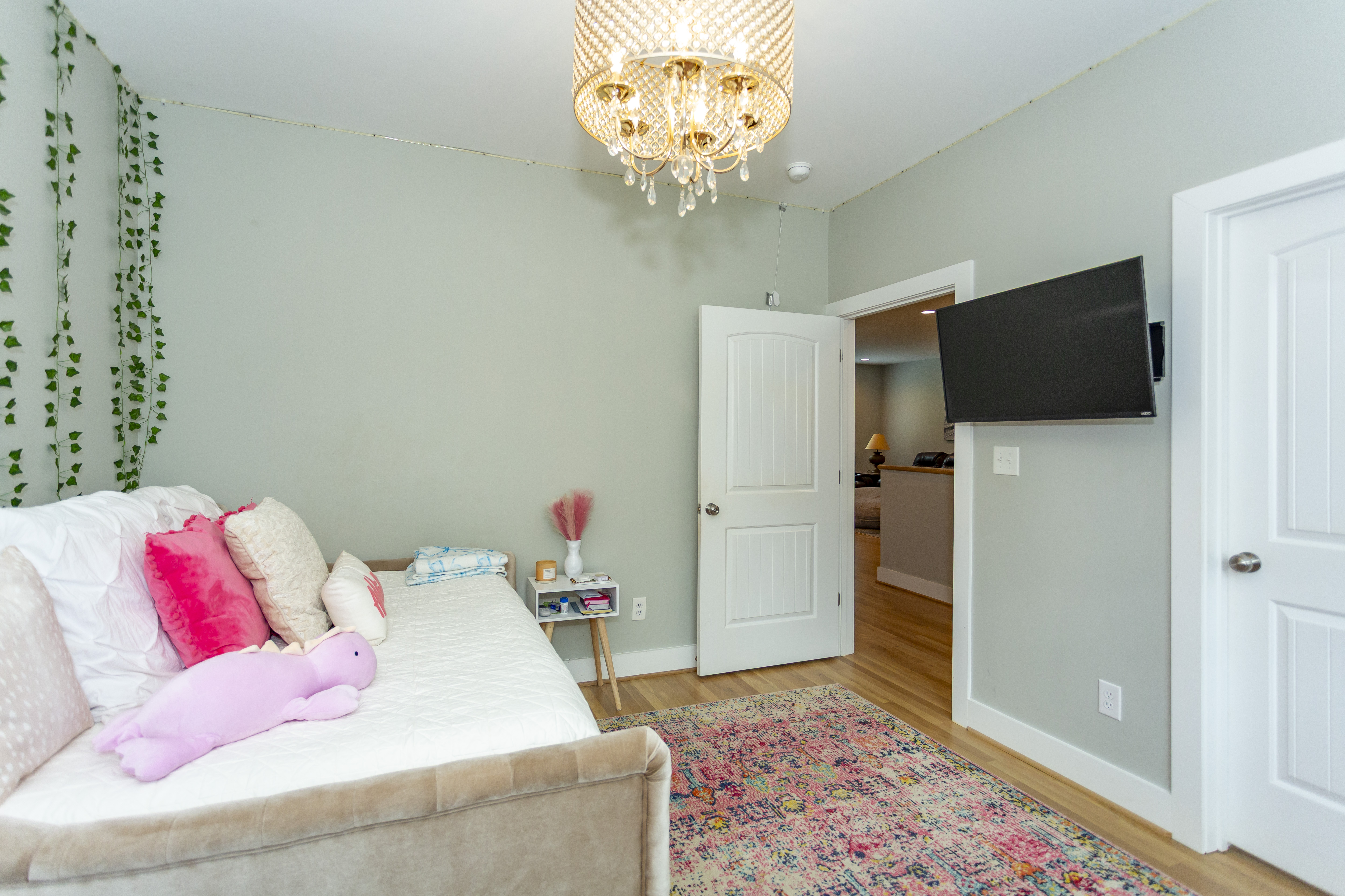 Helena, Alabama, 35080, United States, 5 Bedrooms Bedrooms, ,5 BathroomsBathrooms,Residential,For Sale,1979427