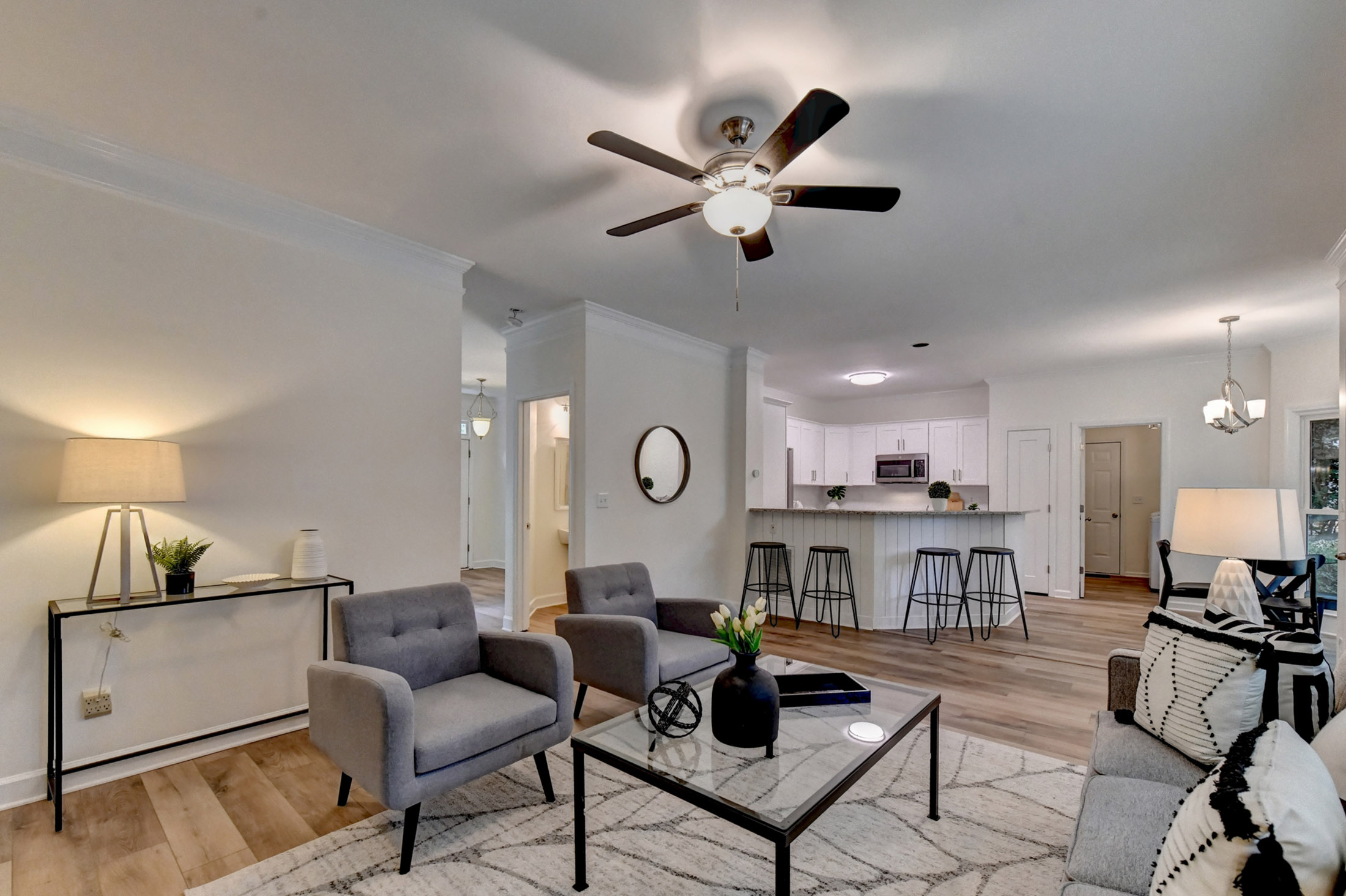  Stunning Renovated Home on Quiet Cul-de-Sac in North Fulton - 物件實景