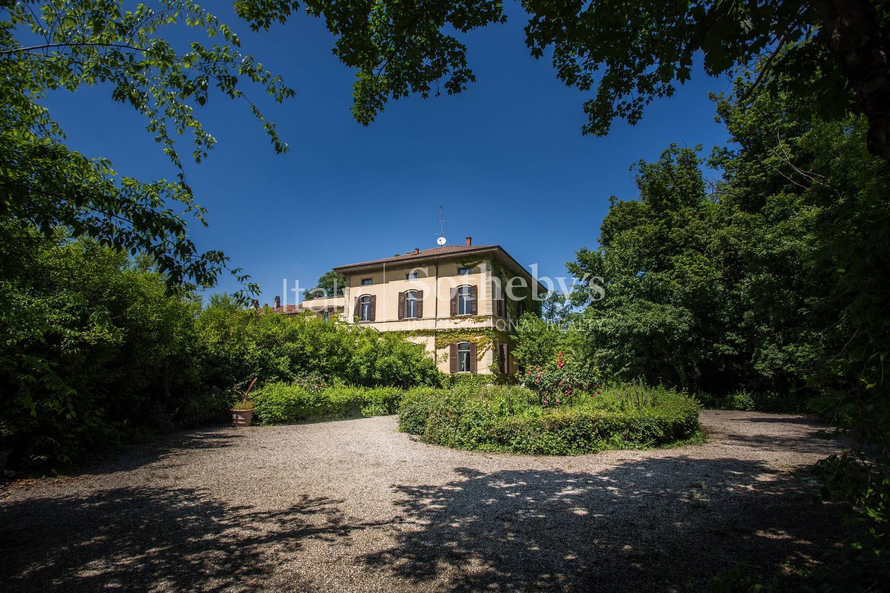  Historic villa with large park in the countryside of Cremona - 物件實景