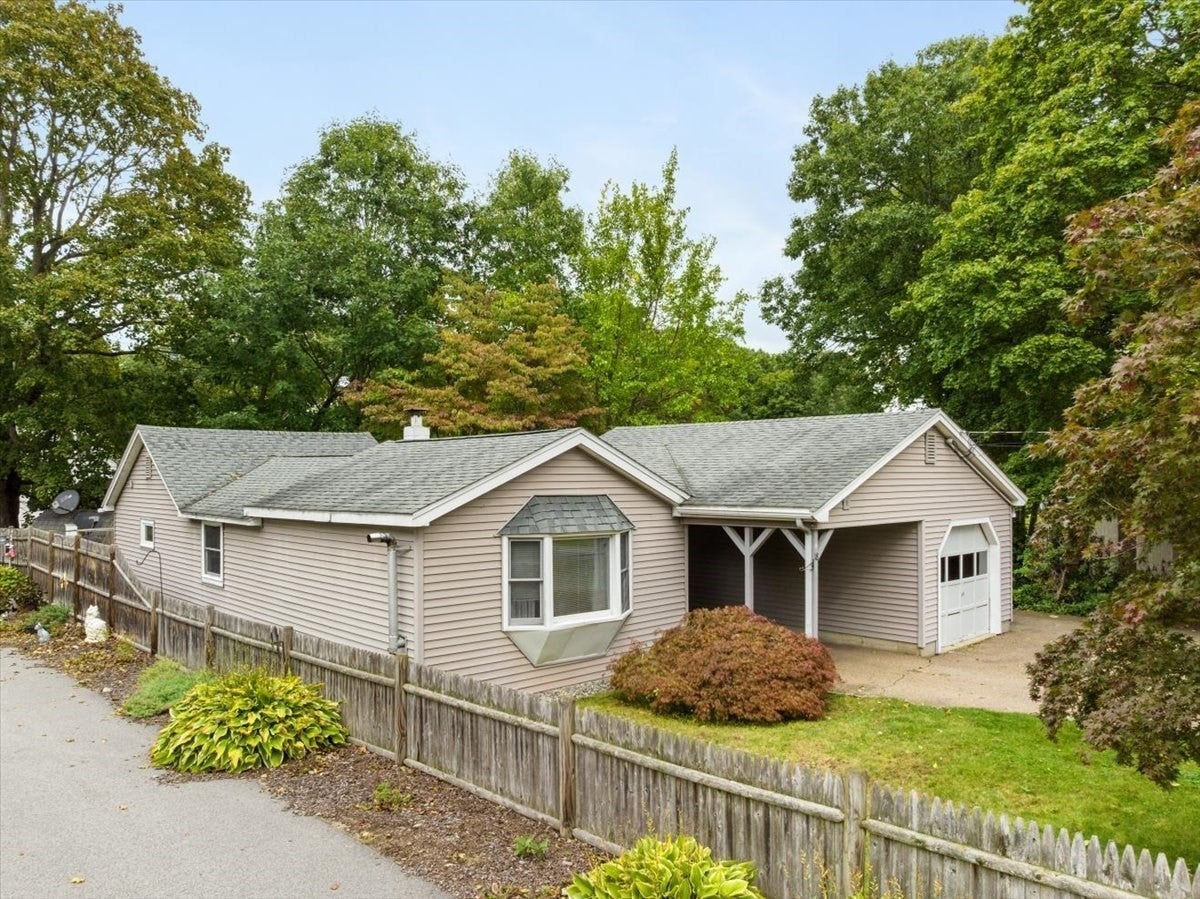 Bay View Dr, Shrewsbury, MA 01545