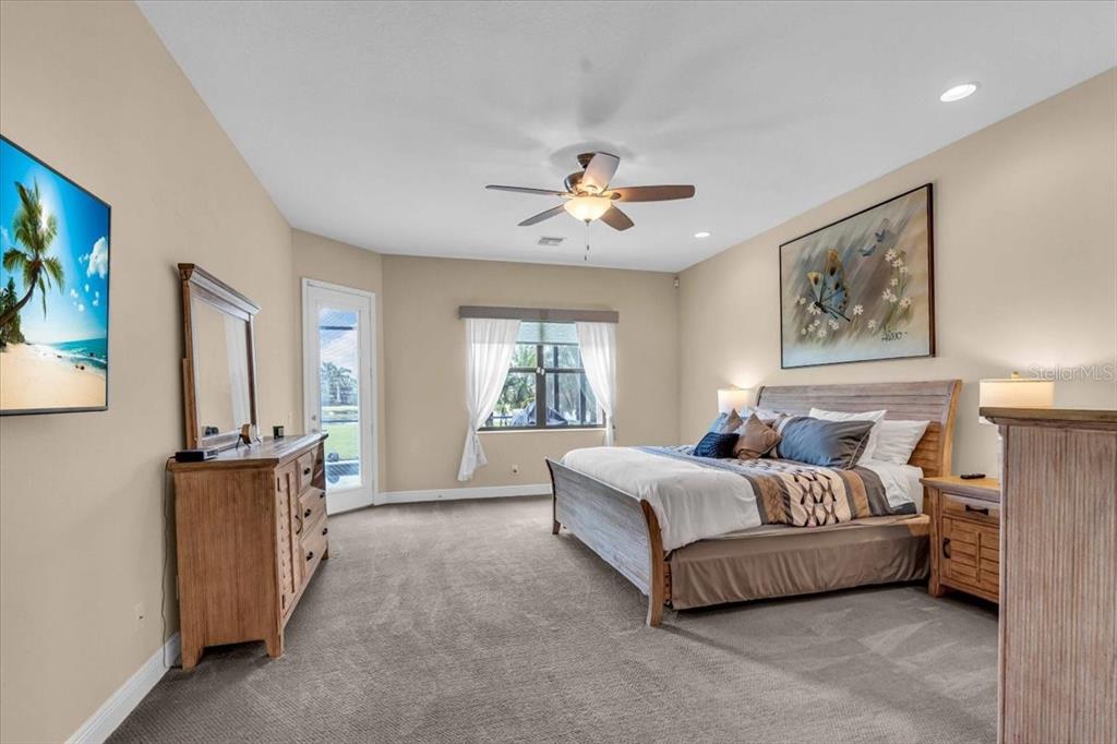 Bradenton, Florida, 34212, United States, 3 Bedrooms Bedrooms, ,3 BathroomsBathrooms,Residential,For Sale,1759767