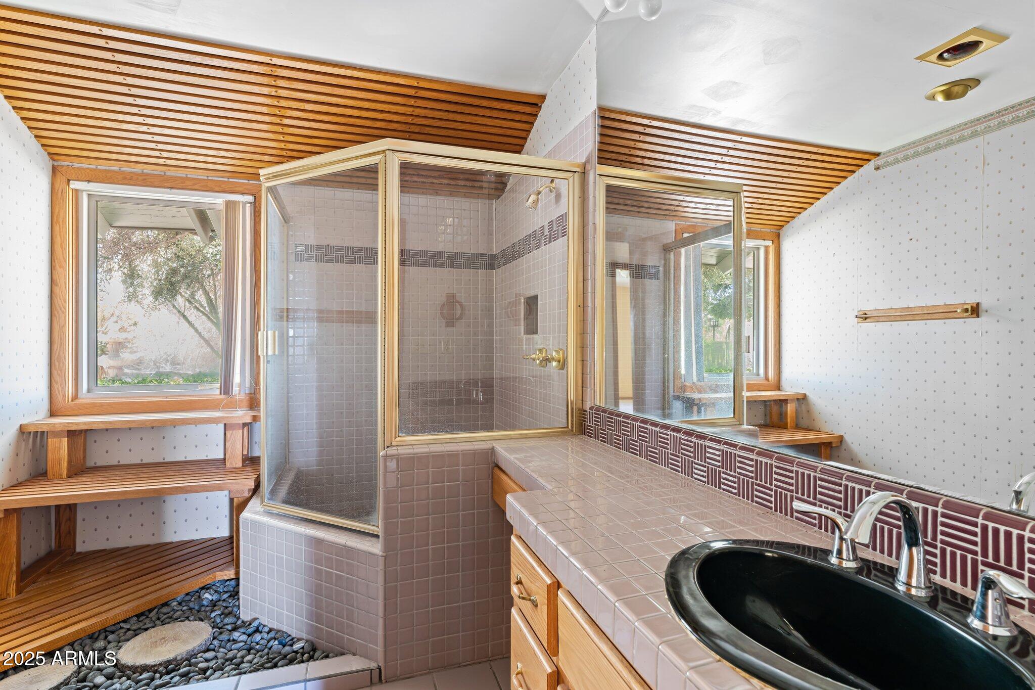 Wickenburg, Arizona, 85390, United States, 4 Bedrooms Bedrooms, ,3 BathroomsBathrooms,Residential,For Sale,1973921