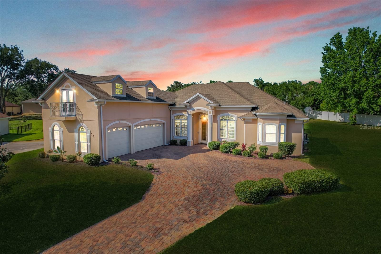 MINNEOLA, Florida, 34715, United States, 4 Bedrooms Bedrooms, ,4 BathroomsBathrooms,Residential,For Sale,1933322