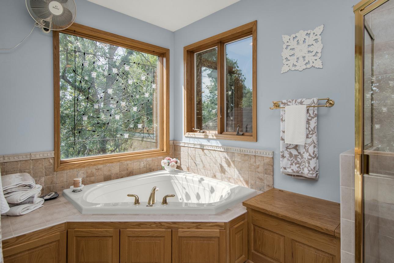 Lino Lakes, Minnesota, 55038, United States, 4 Bedrooms Bedrooms, ,4 BathroomsBathrooms,Residential,For Sale,1938952