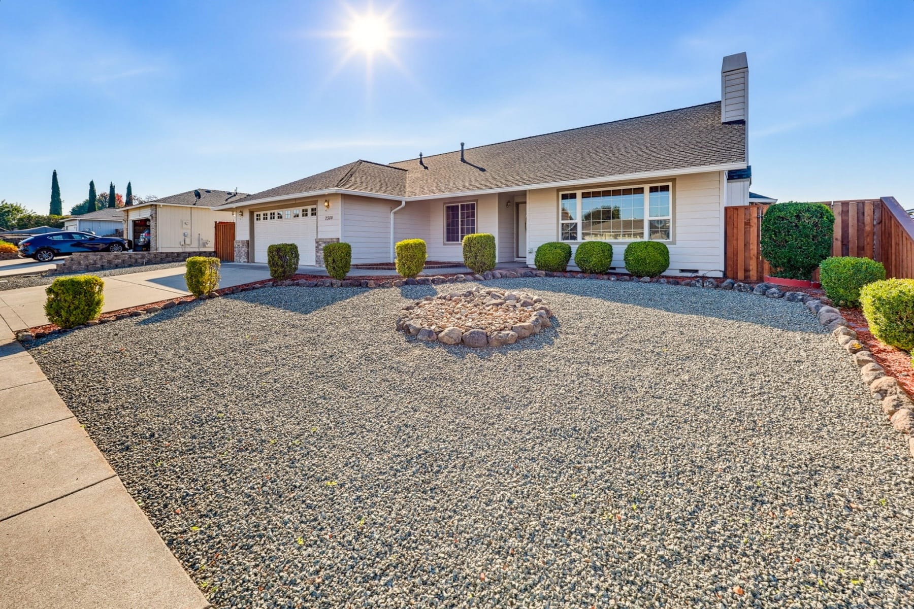  2300 Savannah Drive Central Point, OR 97502 - 物件實景