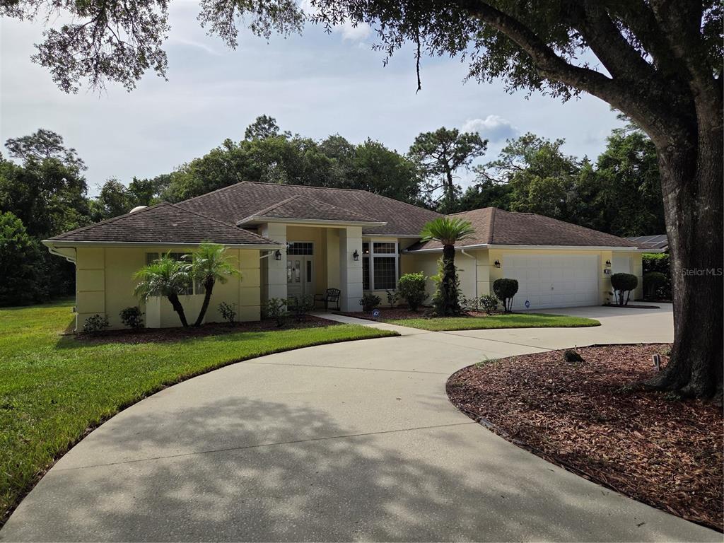 Byrsonima Cir, Homosassa, FL 34446